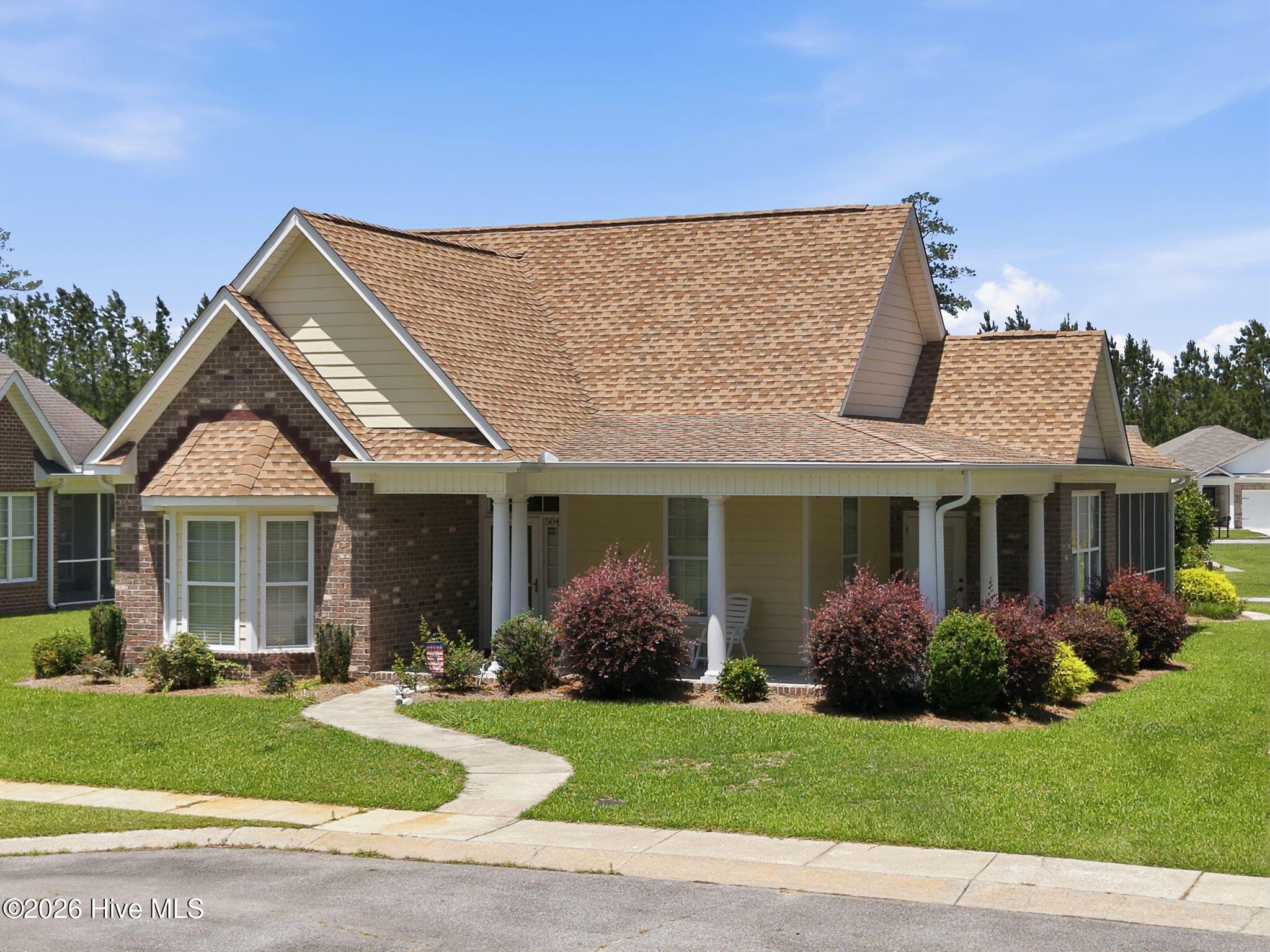 504 Somerset Drive Property Photo 2