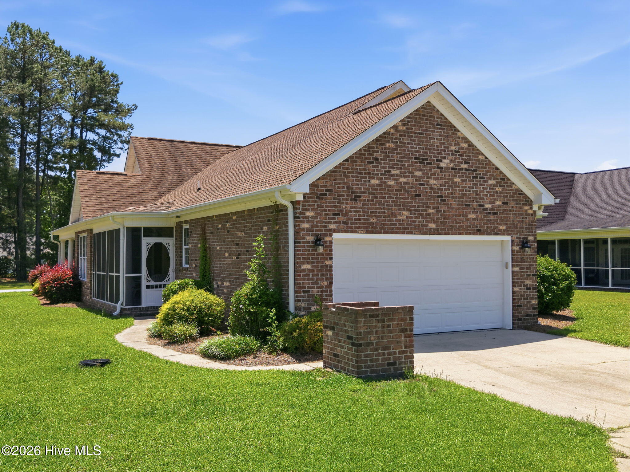 504 Somerset Drive Property Photo 6