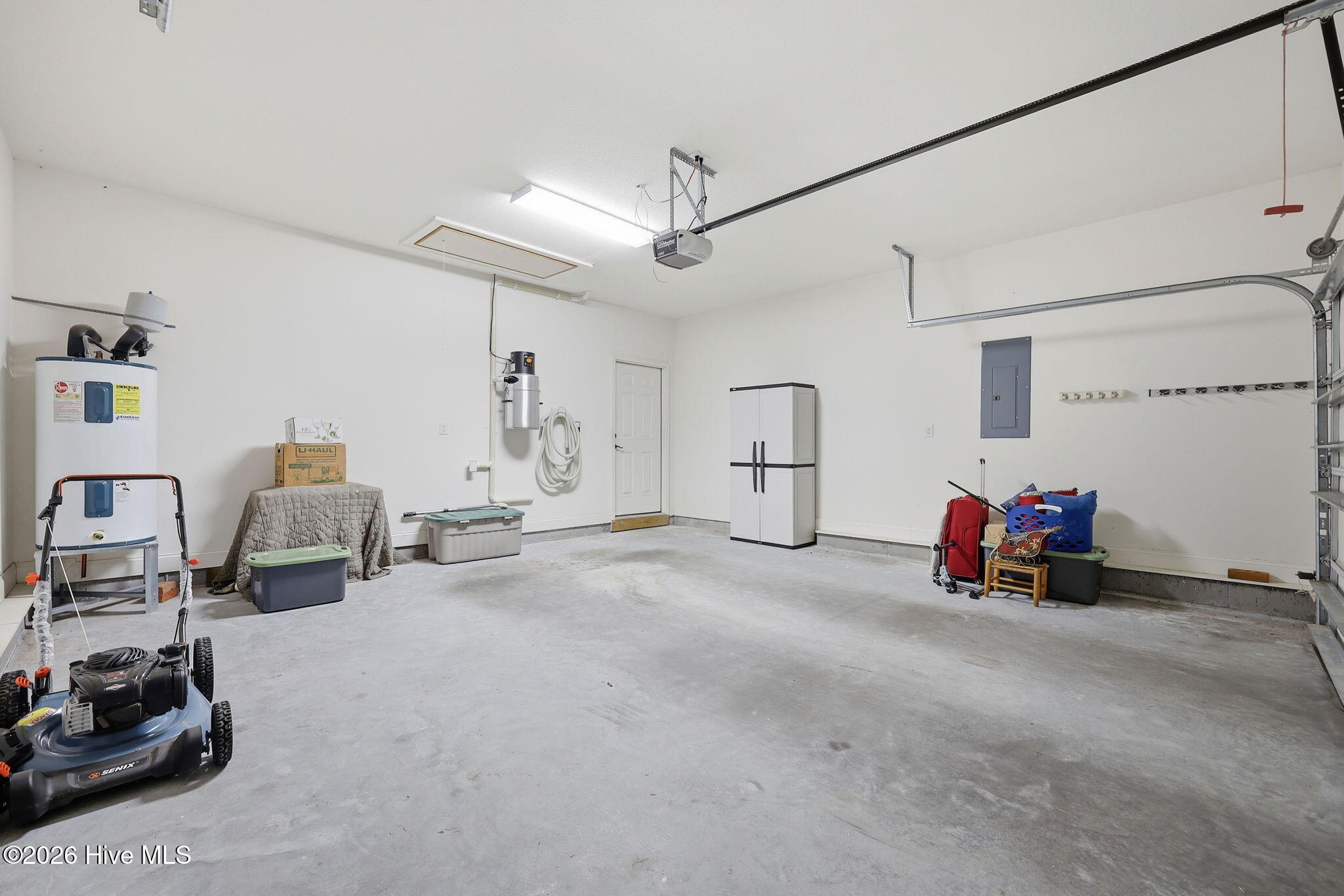 504 Somerset Drive Property Photo 8