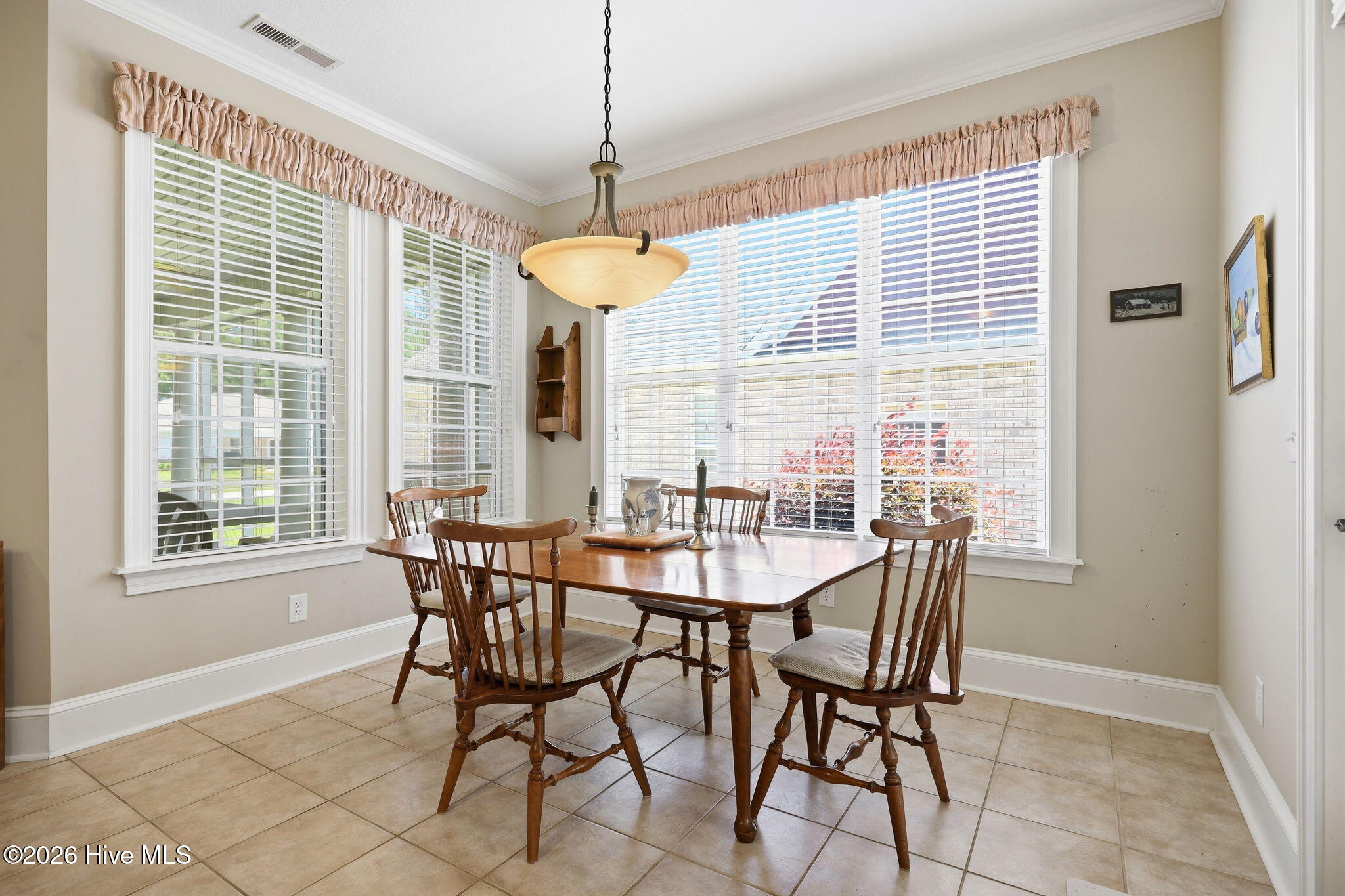 504 Somerset Drive Property Photo 27