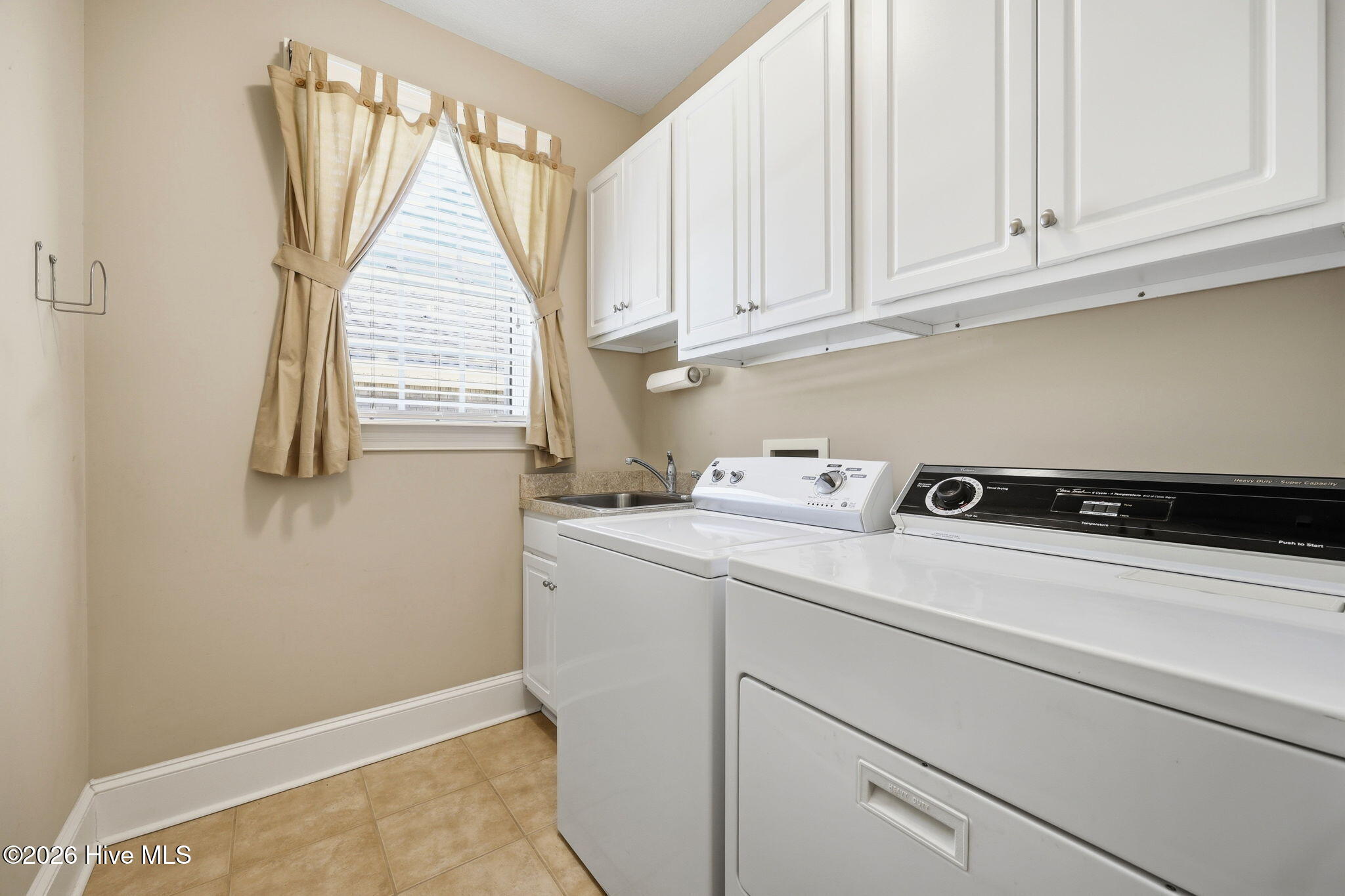 504 Somerset Drive Property Photo 33