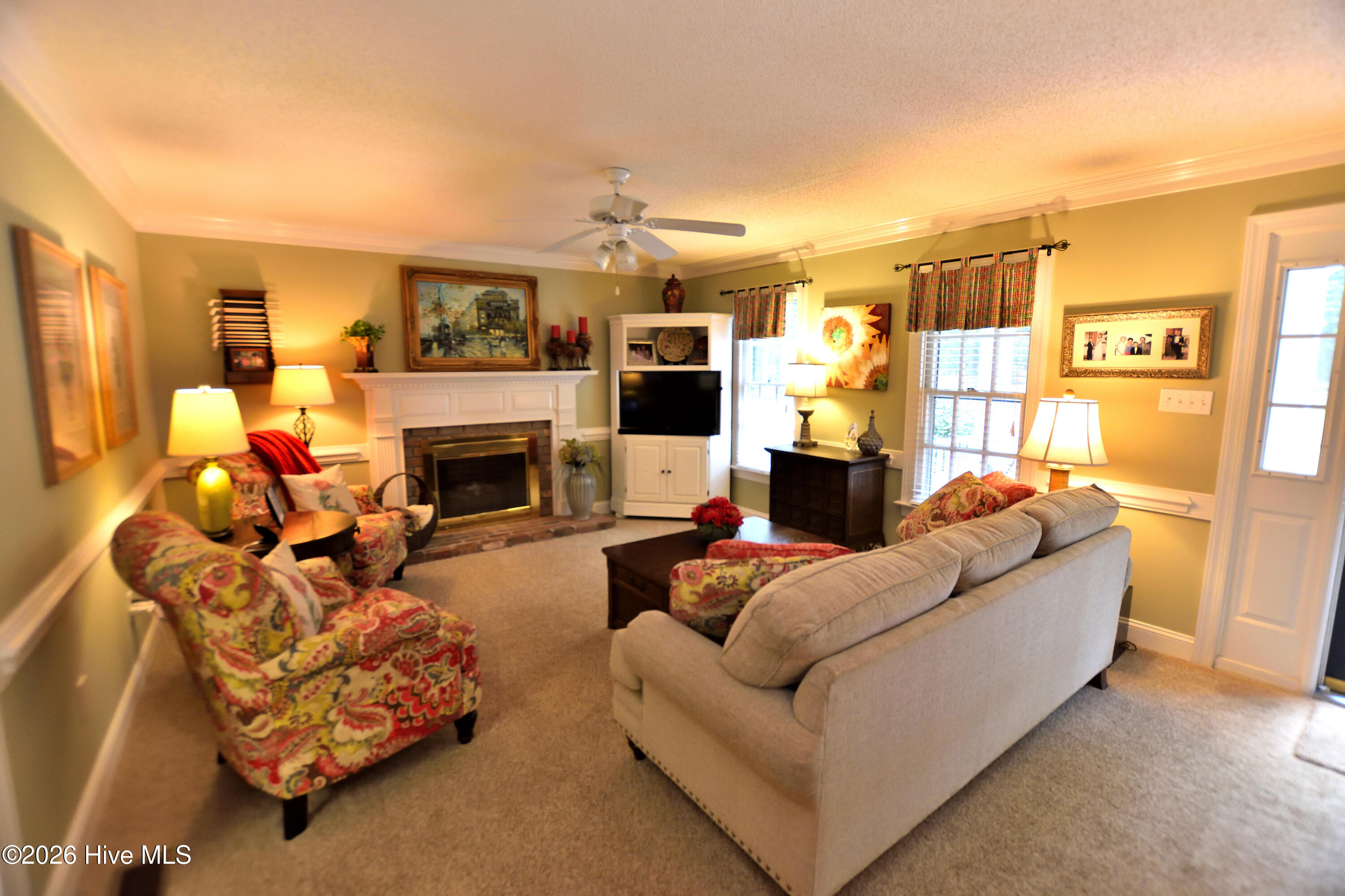3924 Crosswinds Drive Property Photo 8