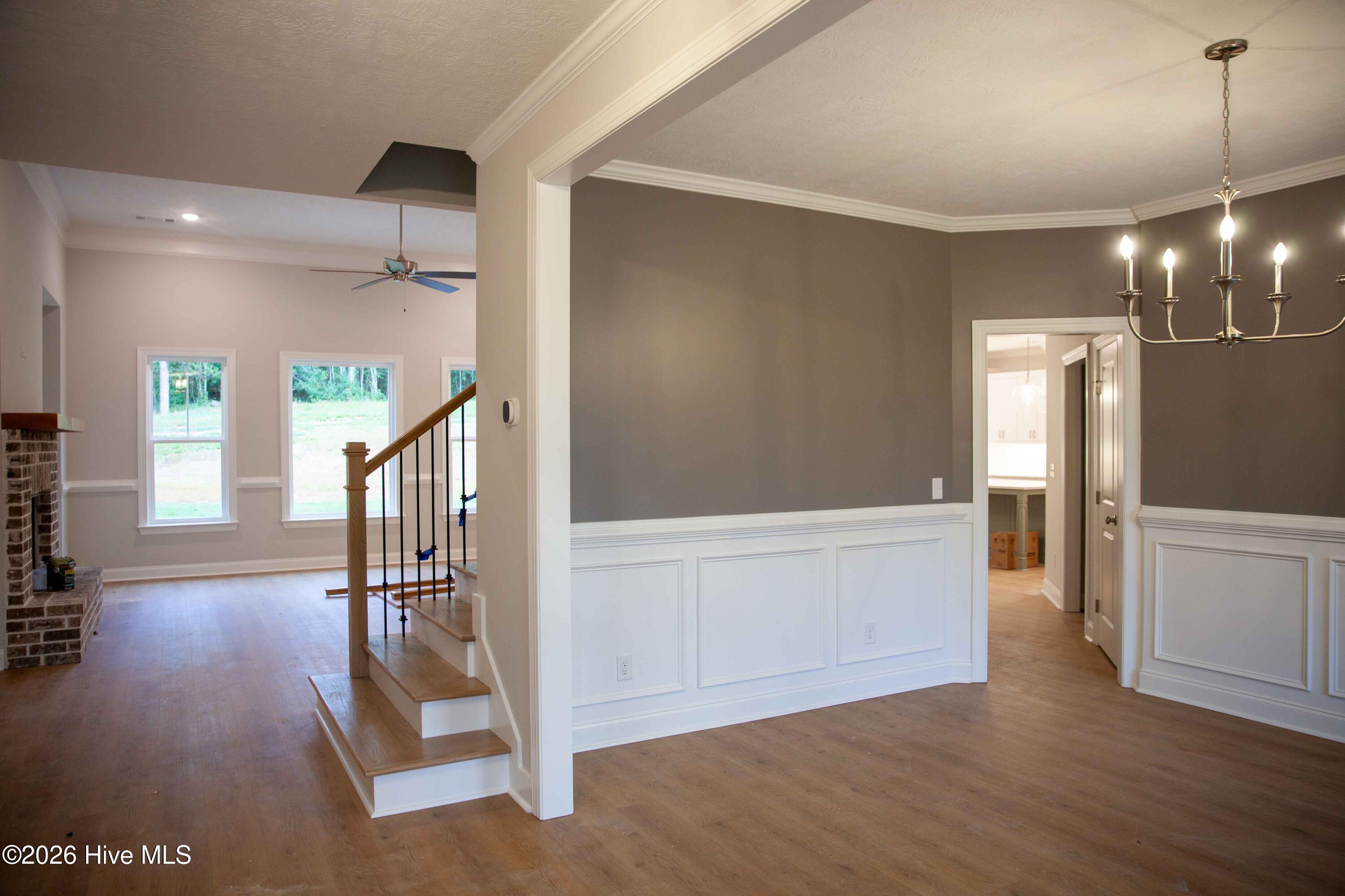 211 Marsdale Drive Property Photo 10