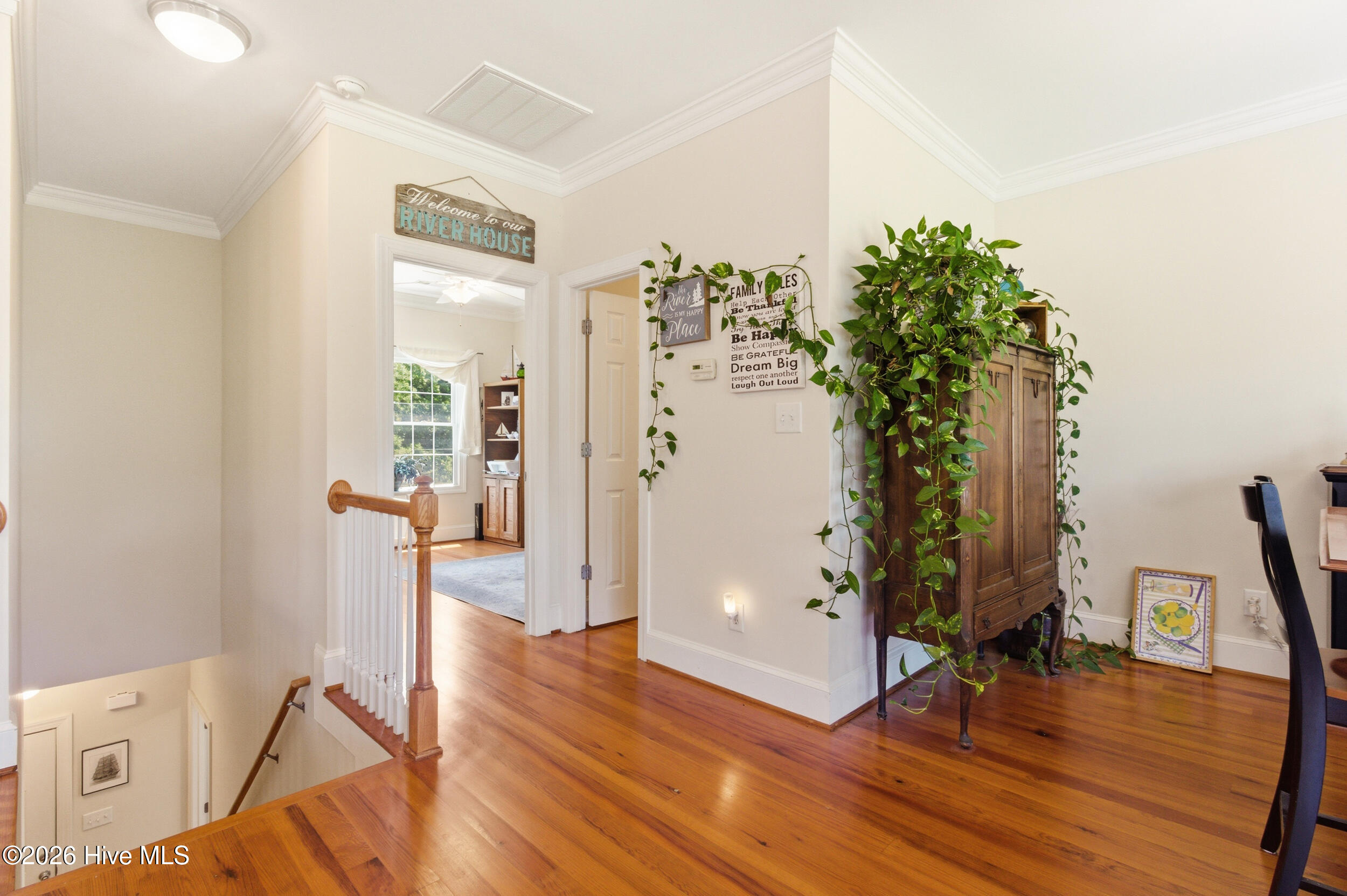 1129 Bennett Road Unit 1b Property Photo 9
