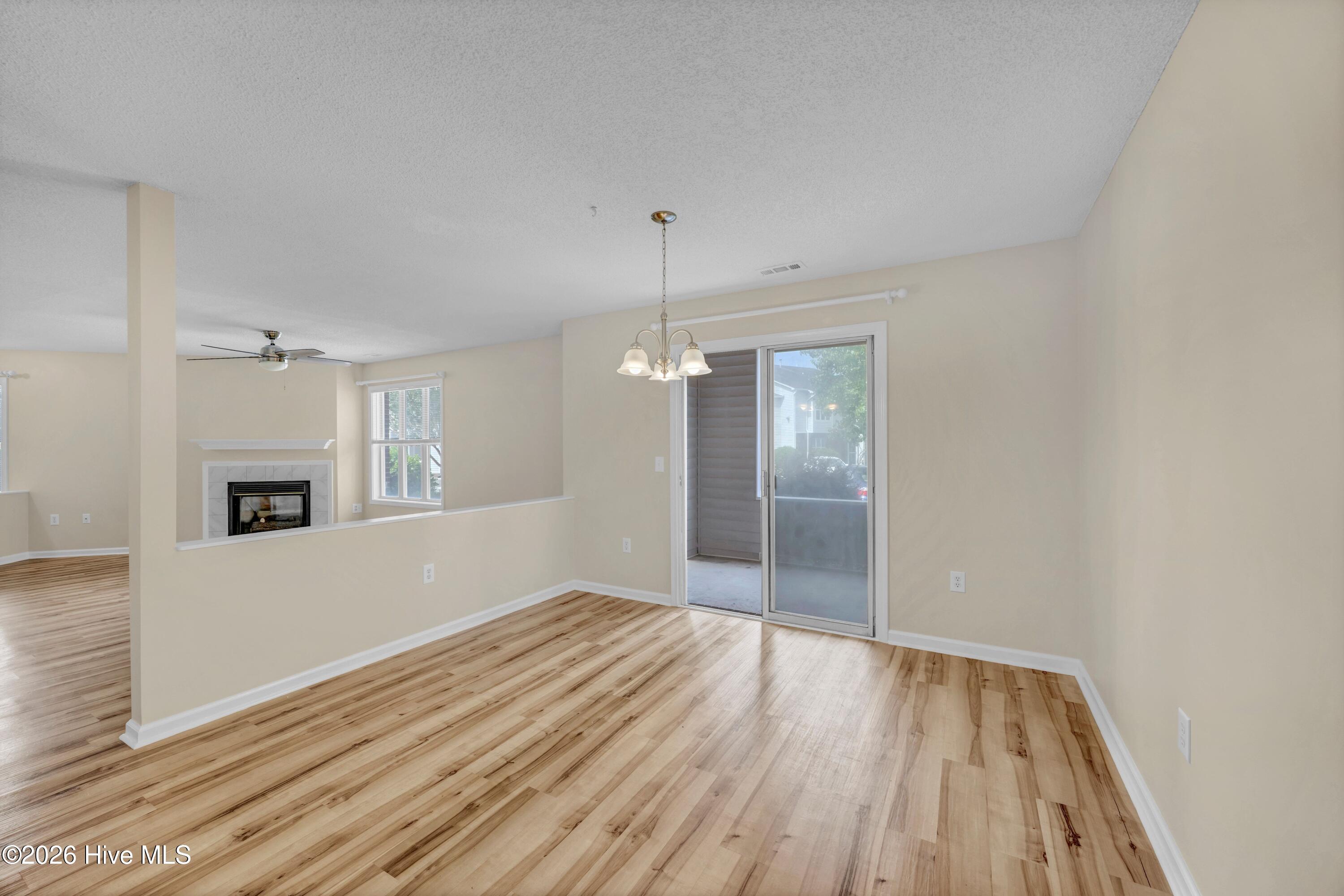 4102 Breezewood Drive Apt 101 Property Photo 9