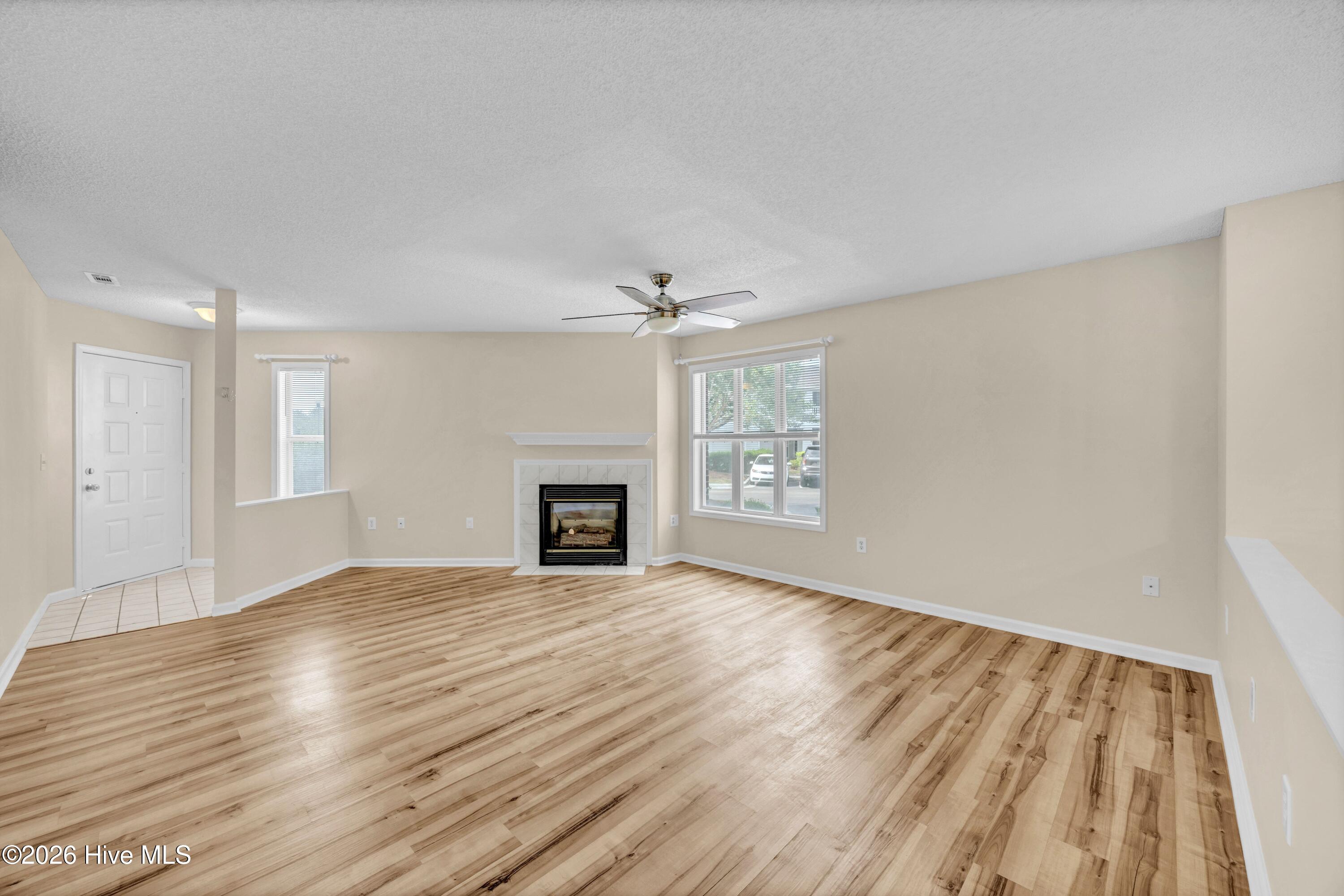 4102 Breezewood Drive Apt 101 Property Photo 10