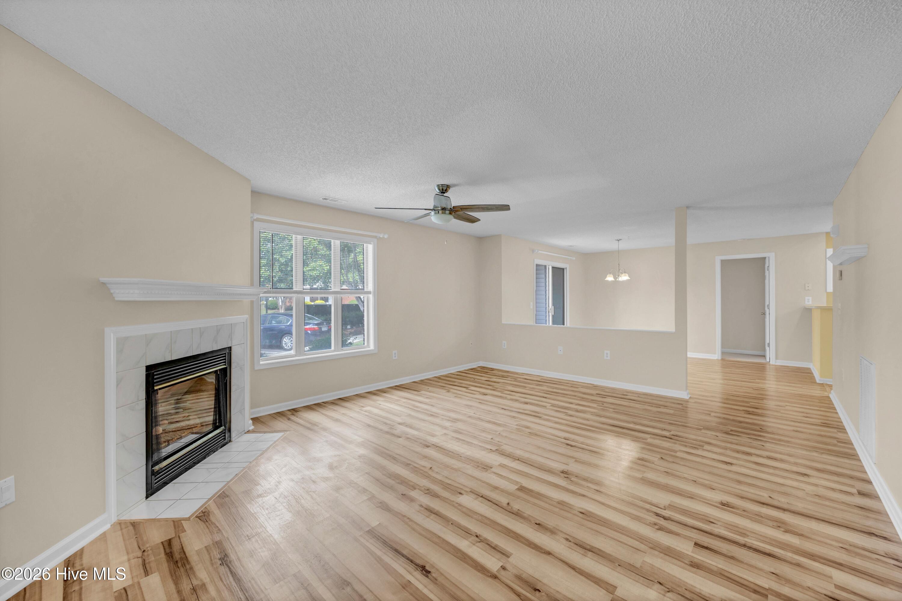 4102 Breezewood Drive Apt 101 Property Photo 11
