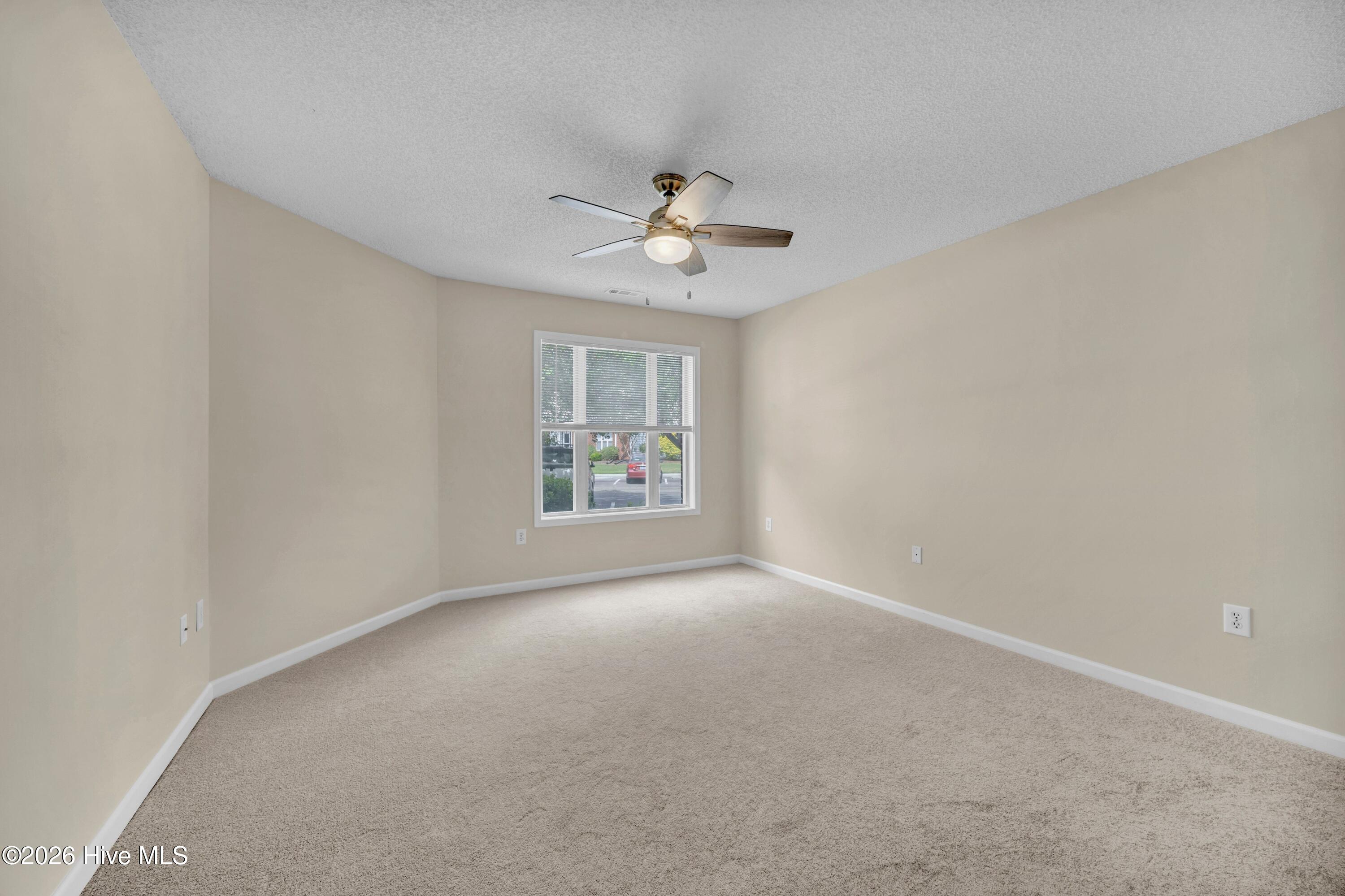 4102 Breezewood Drive Apt 101 Property Photo 13