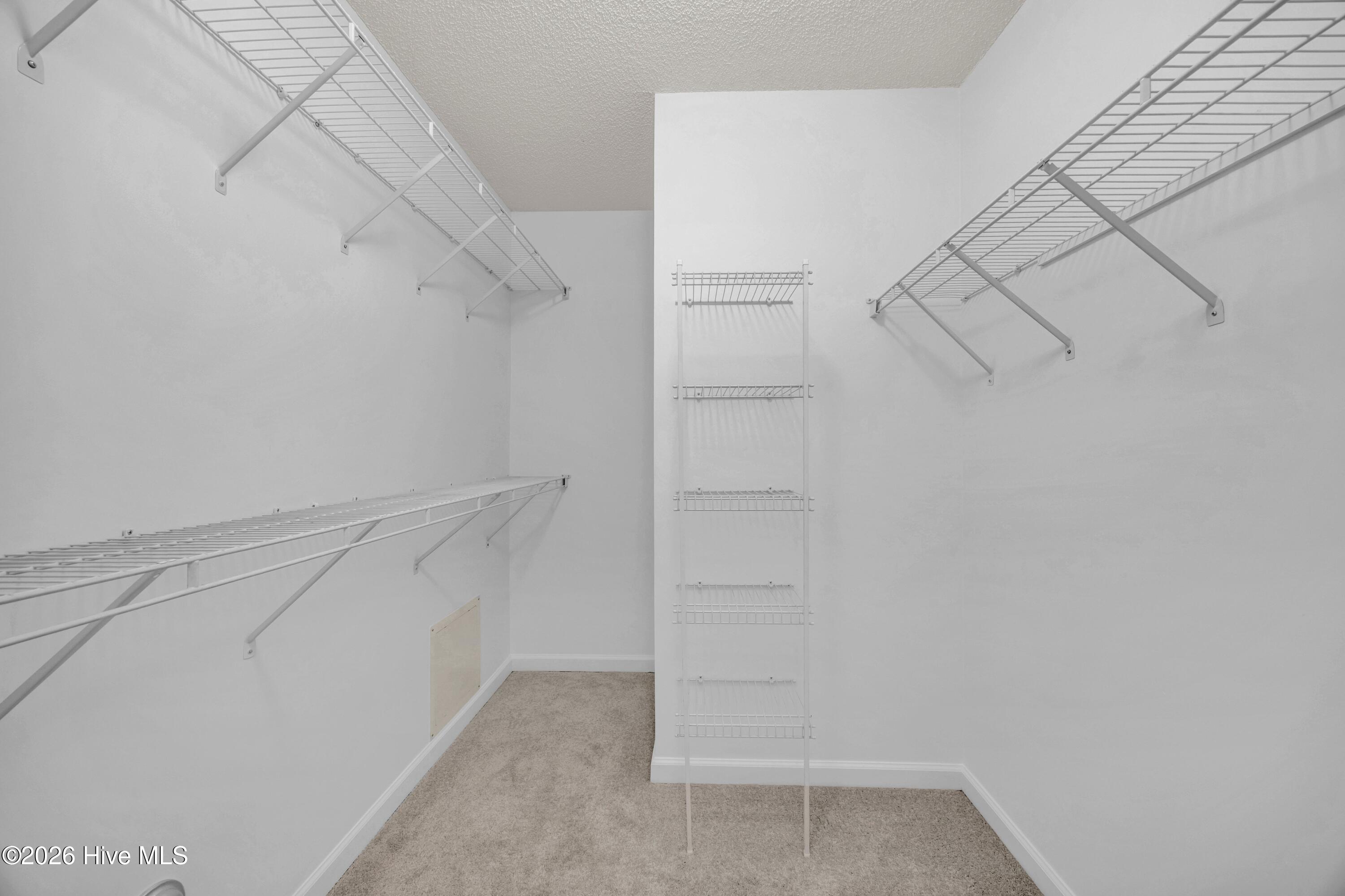 4102 Breezewood Drive Apt 101 Property Photo 16