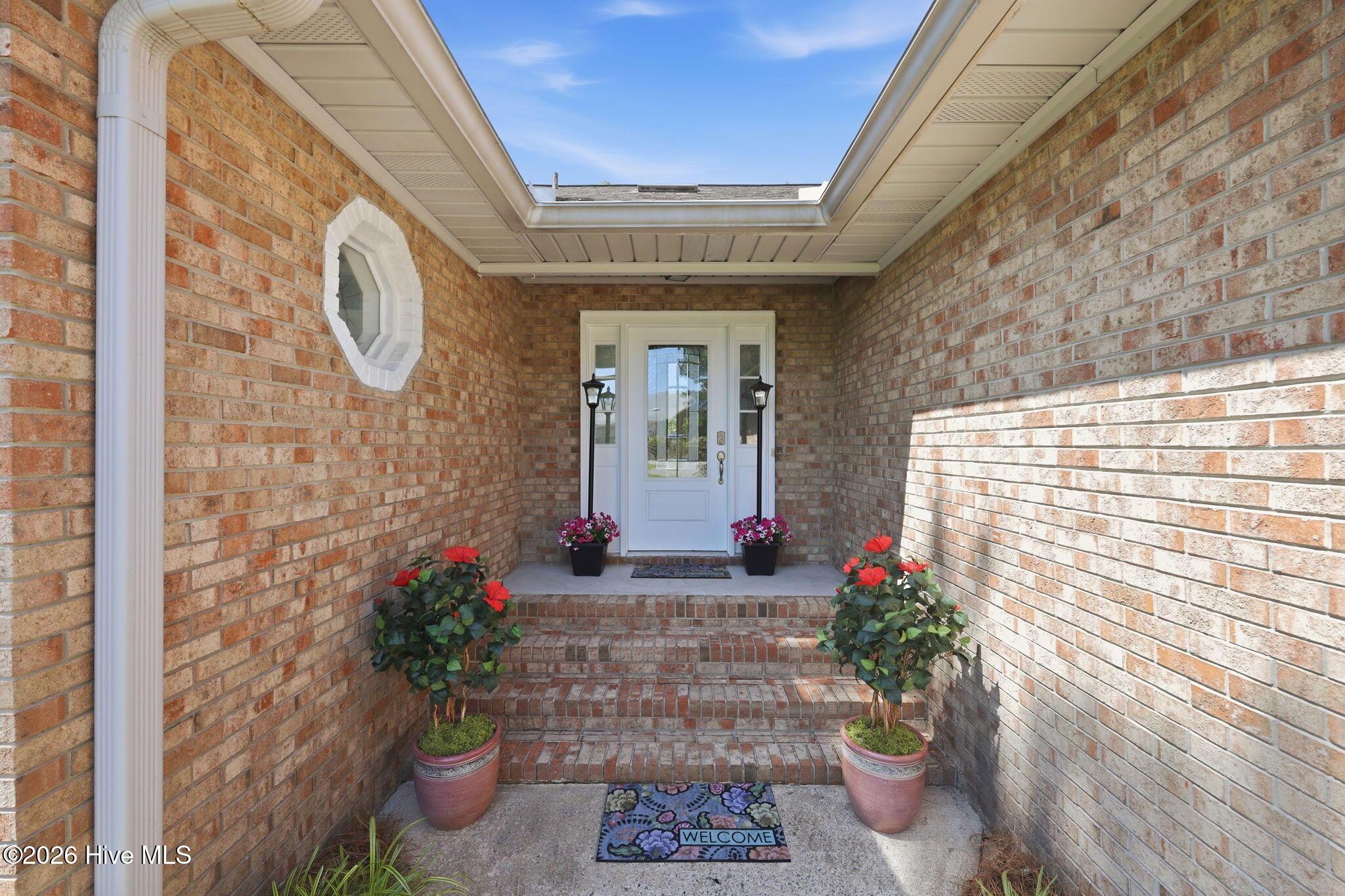 6207 Gondolier Drive Property Photo 6