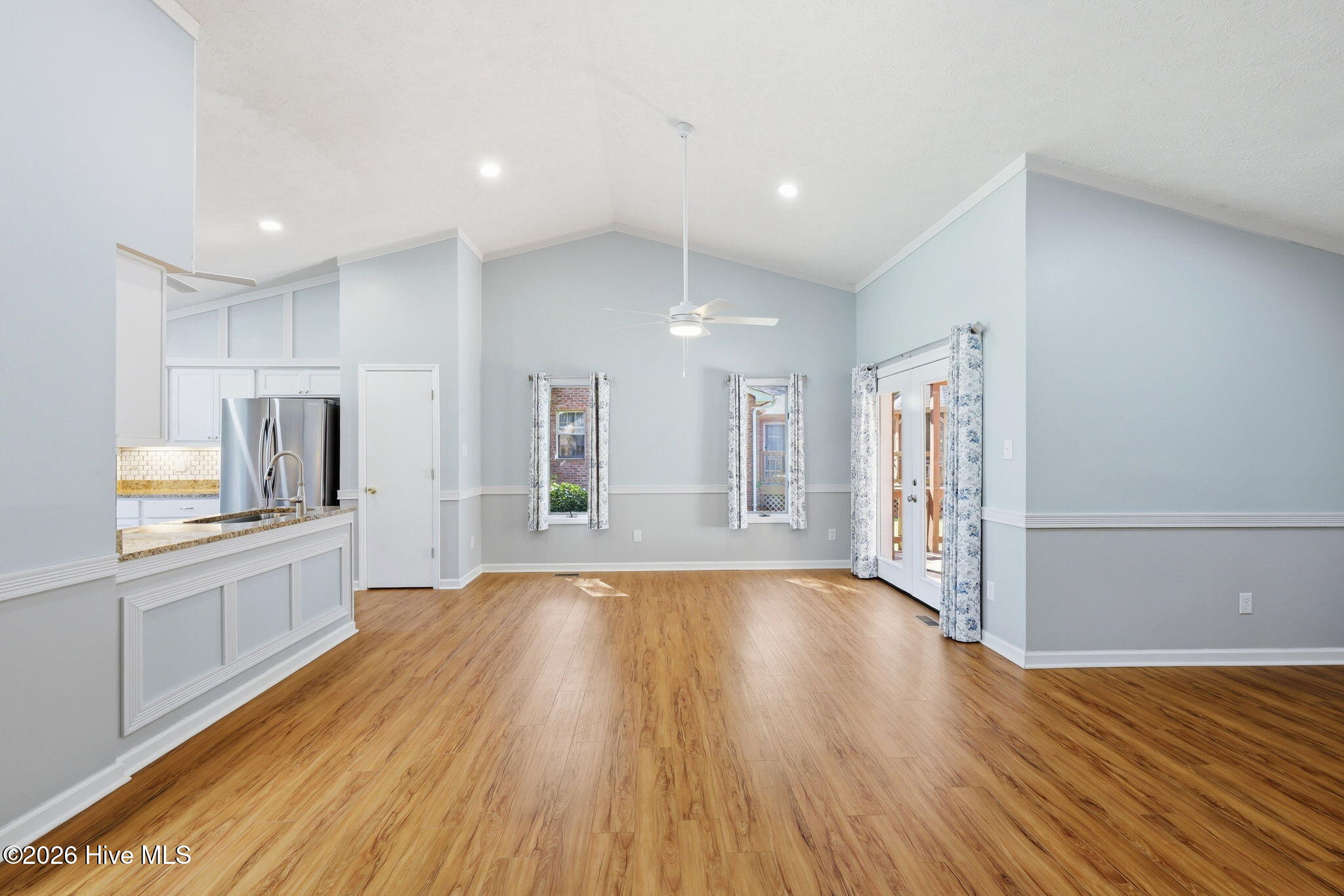 6207 Gondolier Drive Property Photo 11