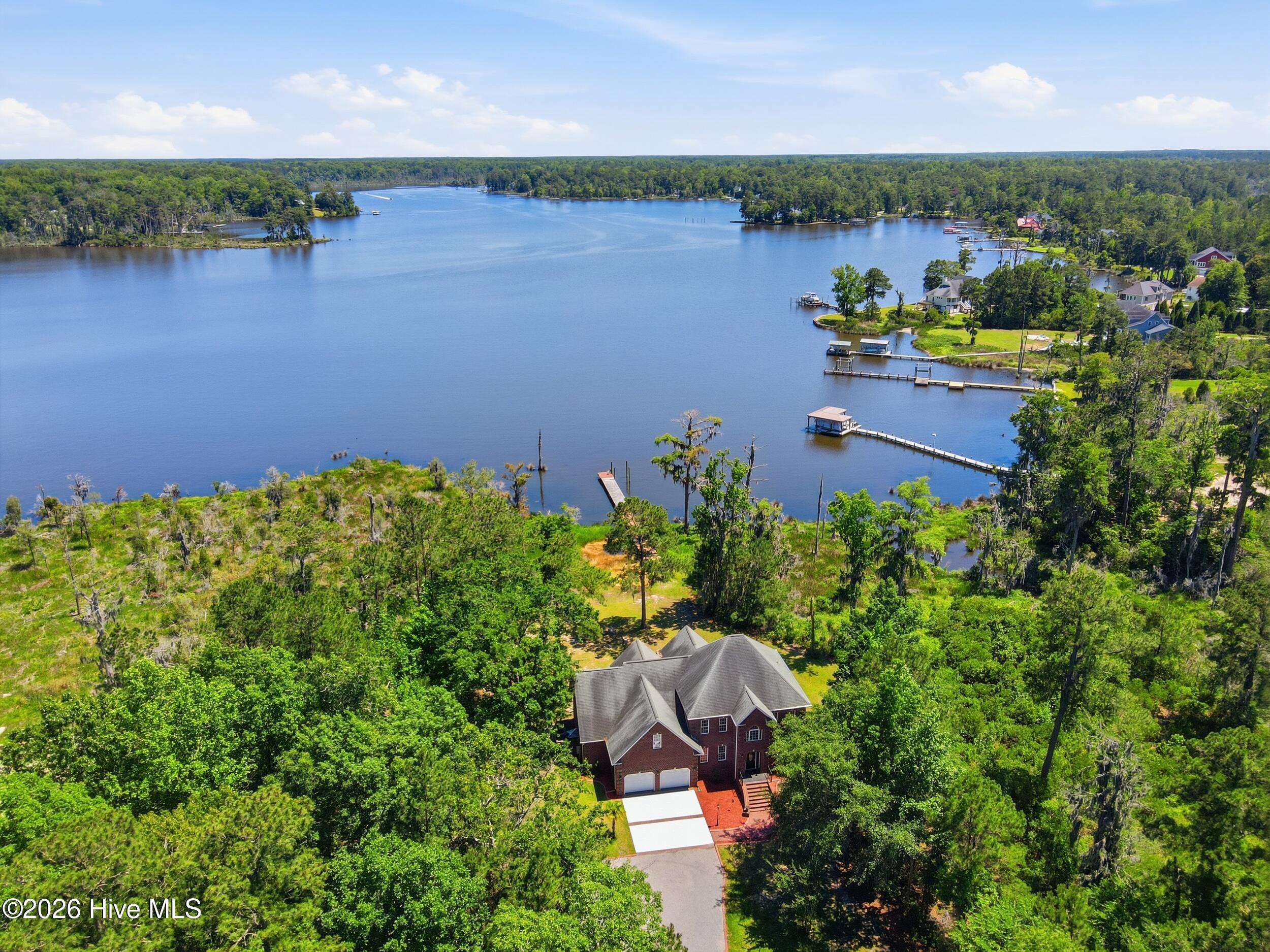 516 Long Point Road Property Photo 2