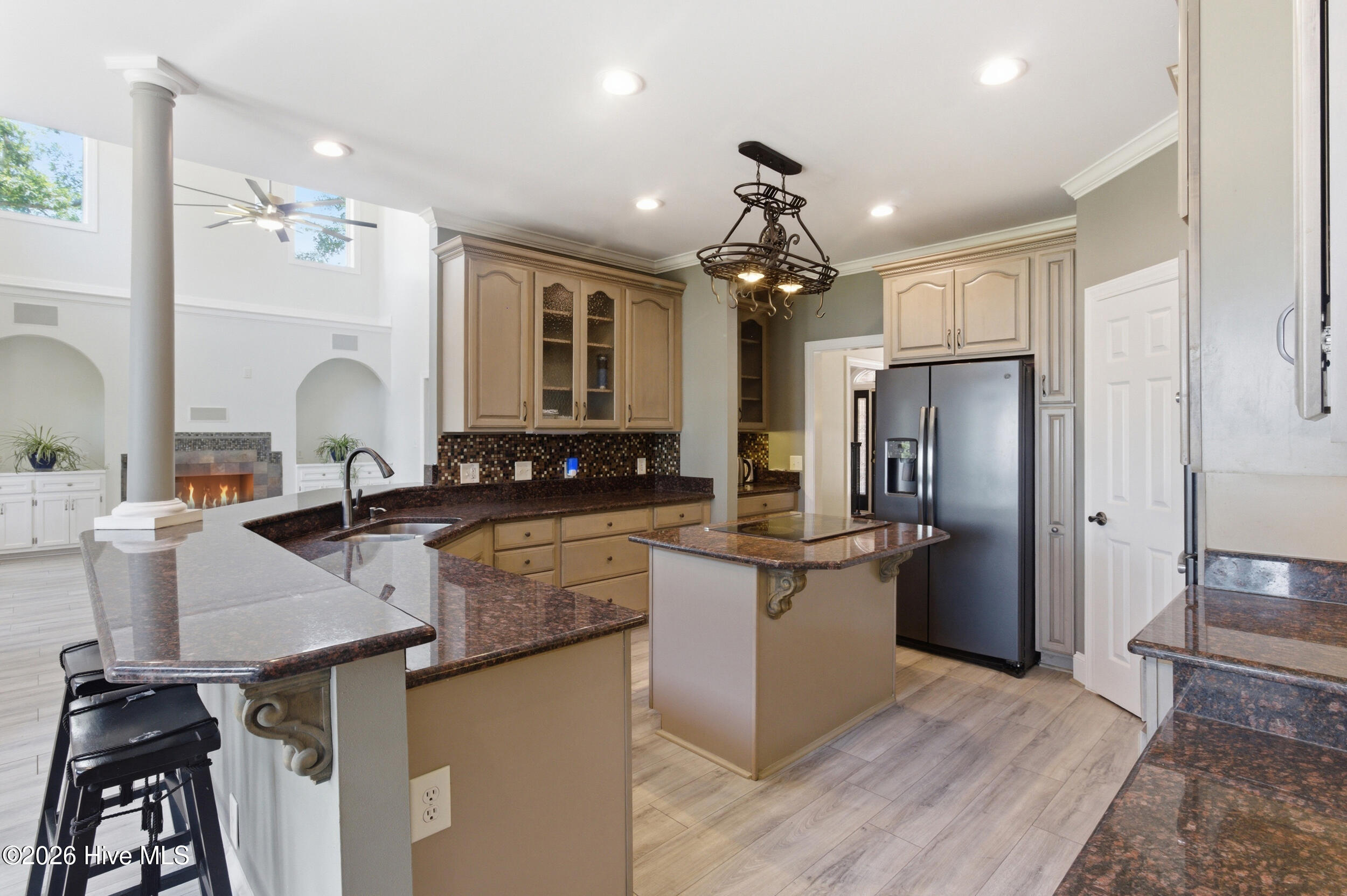 516 Long Point Road Property Photo 10