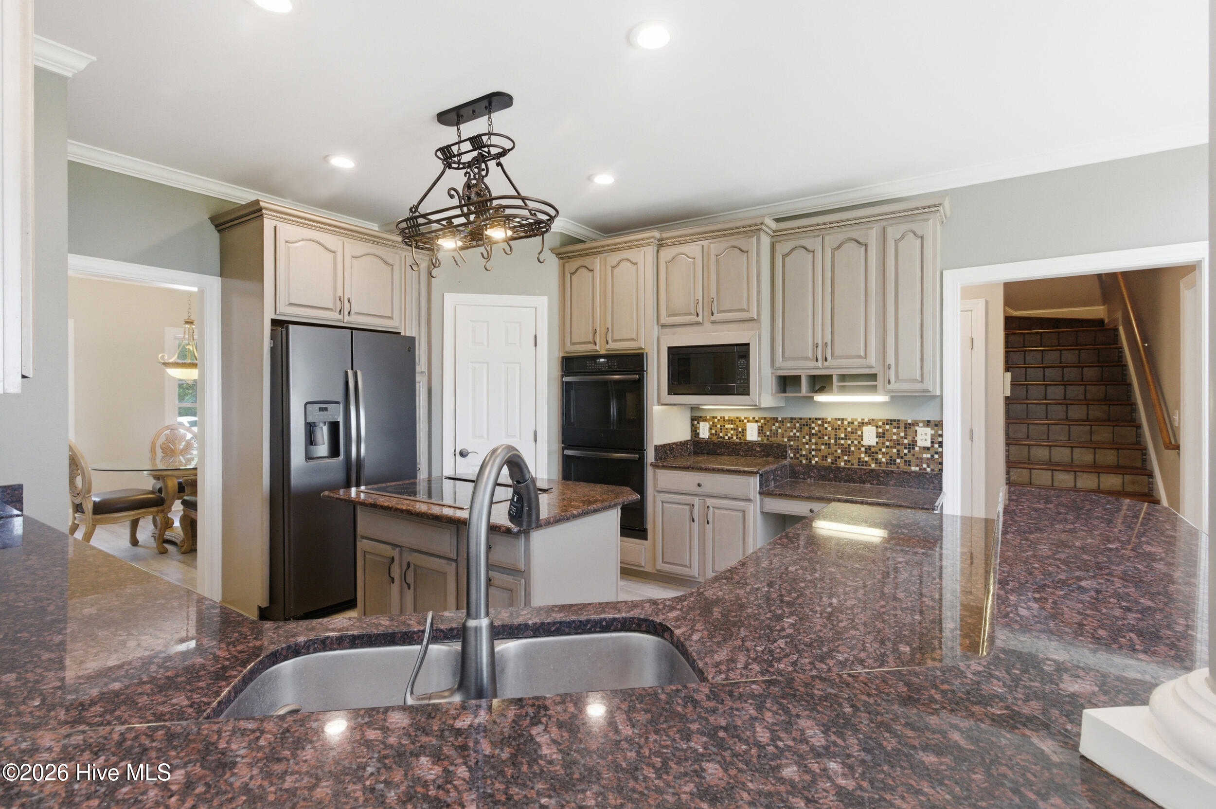 516 Long Point Road Property Photo 11