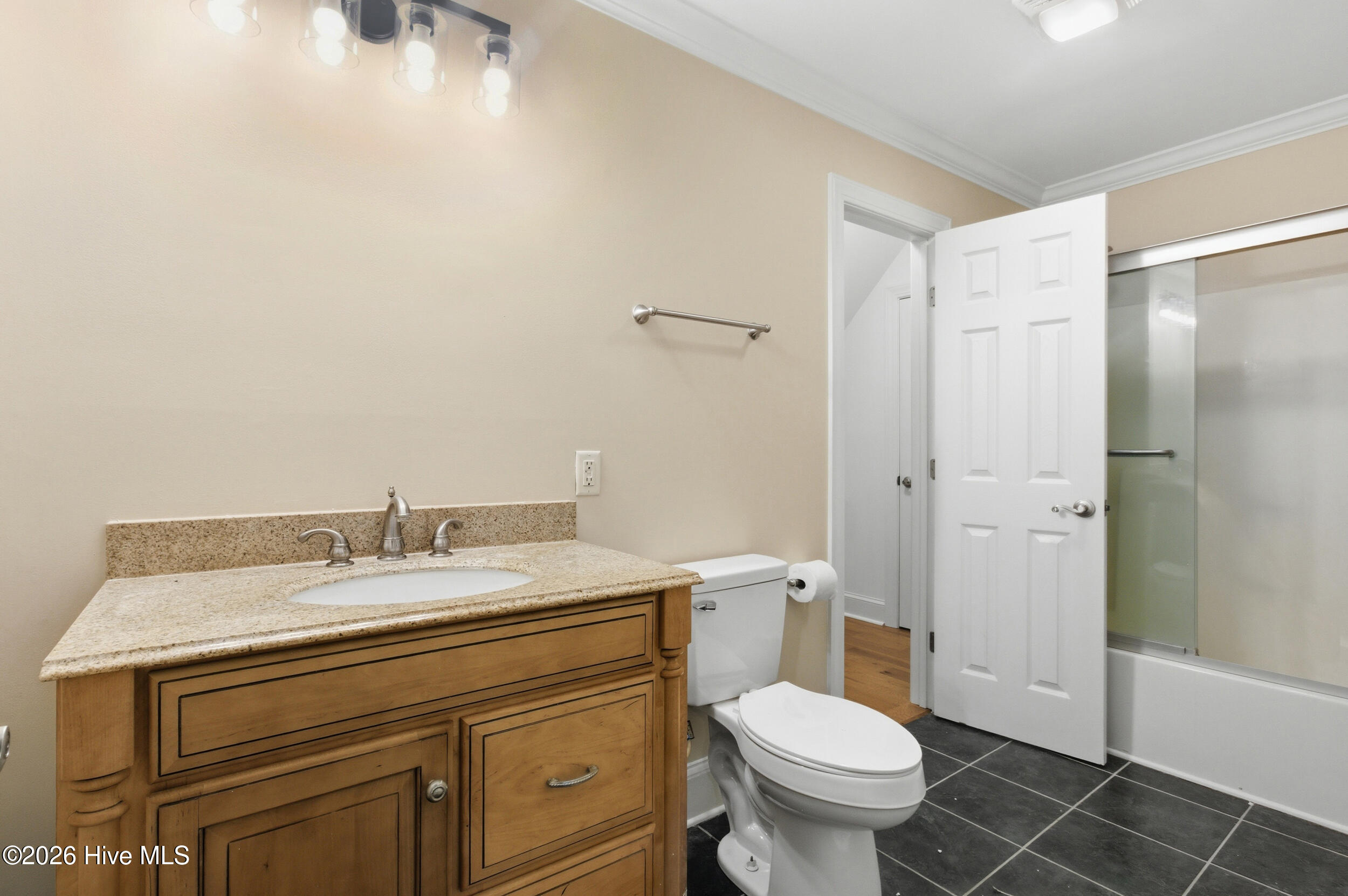 516 Long Point Road Property Photo 28