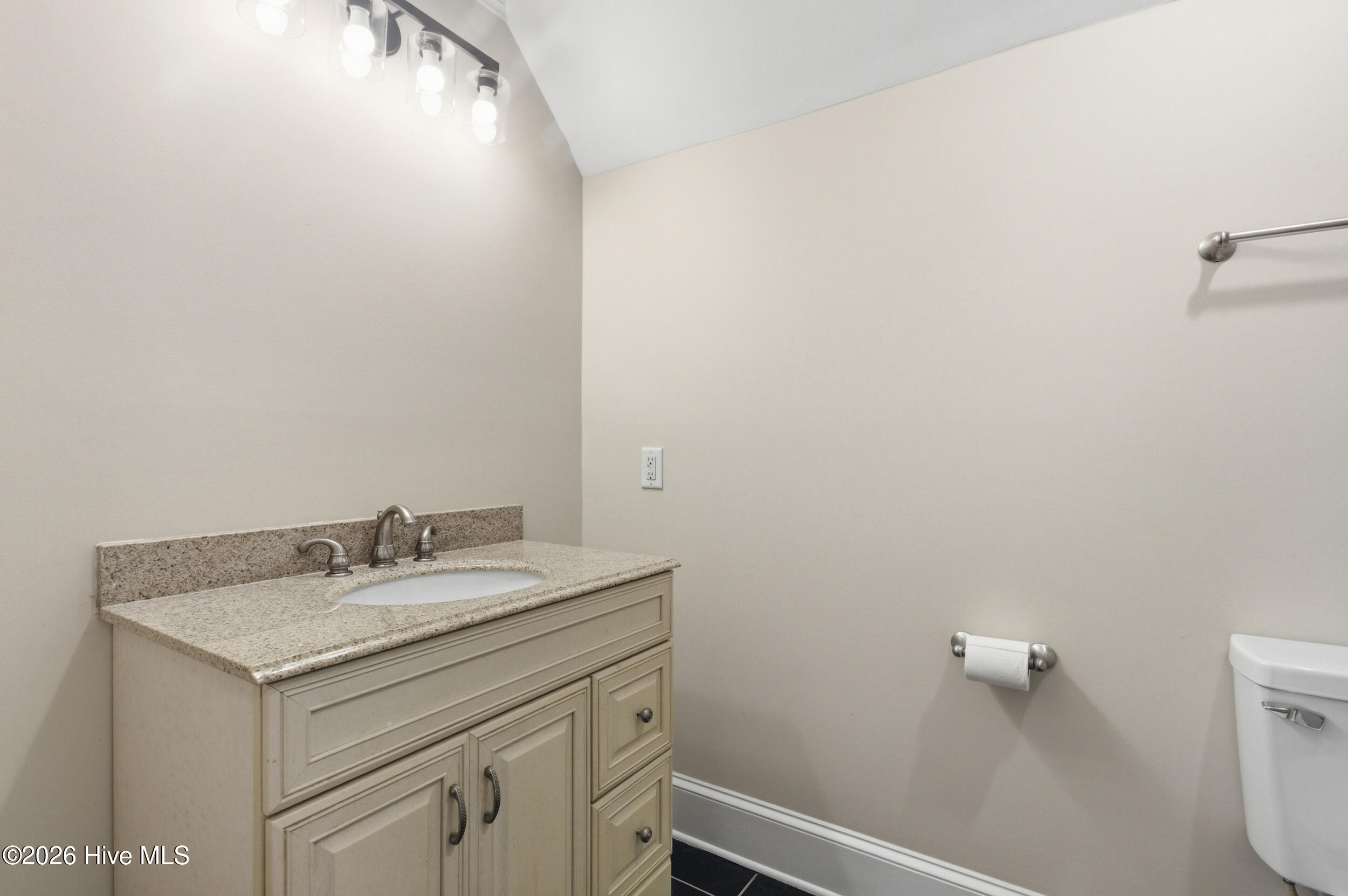516 Long Point Road Property Photo 31