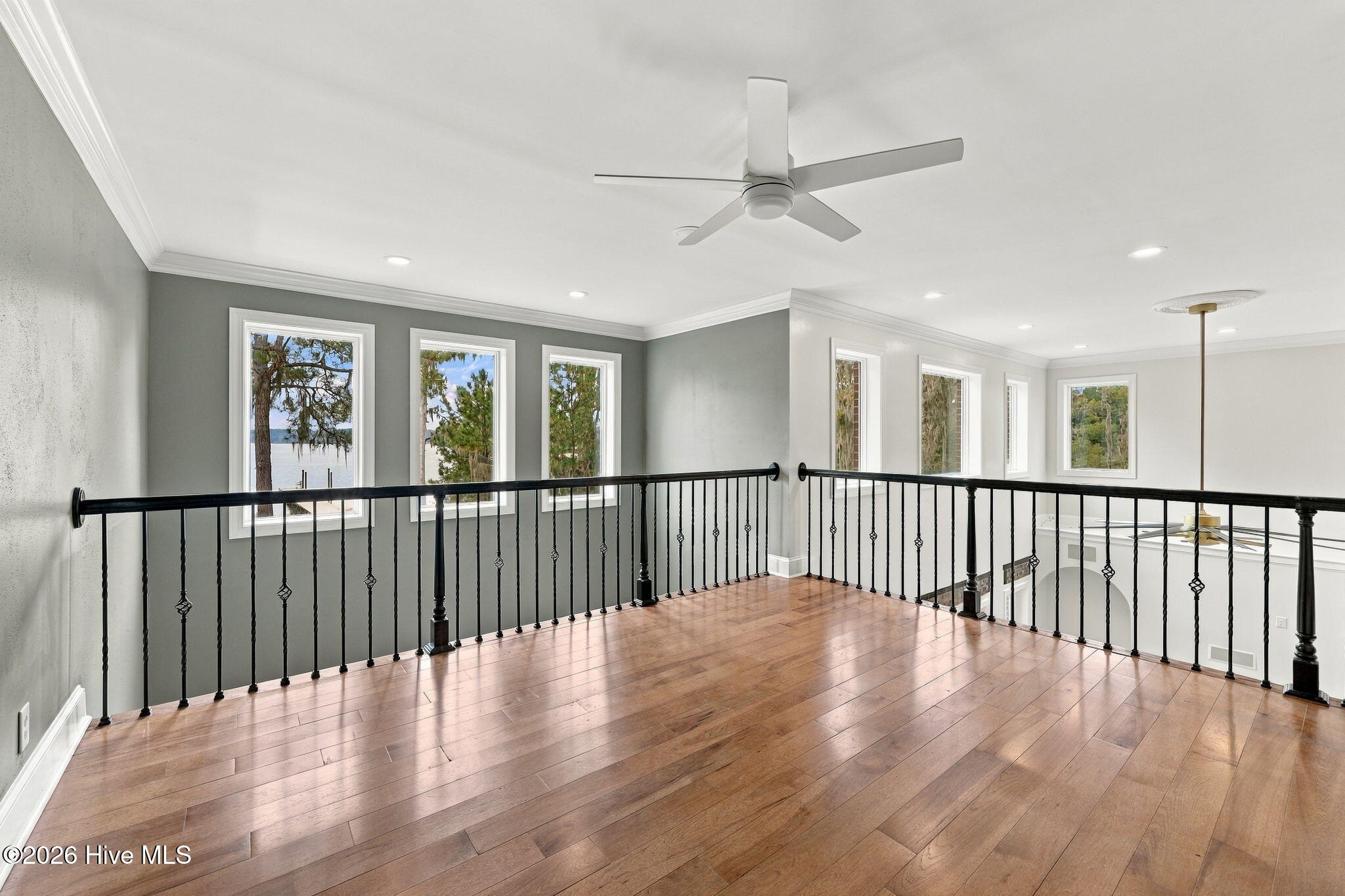 516 Long Point Road Property Photo 34