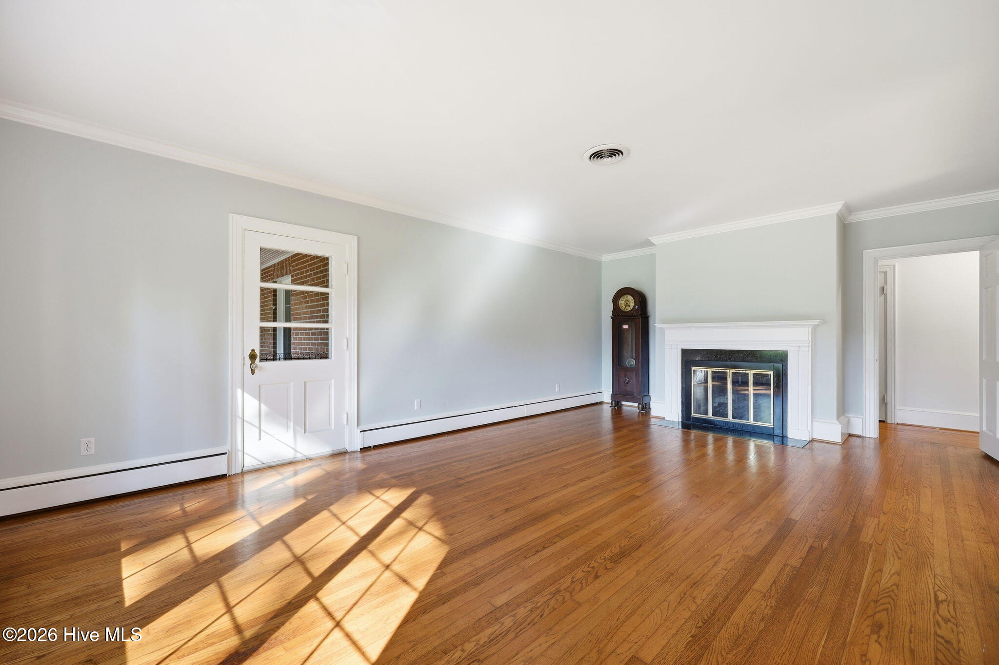 1108 Summit Avenue Property Photo 6