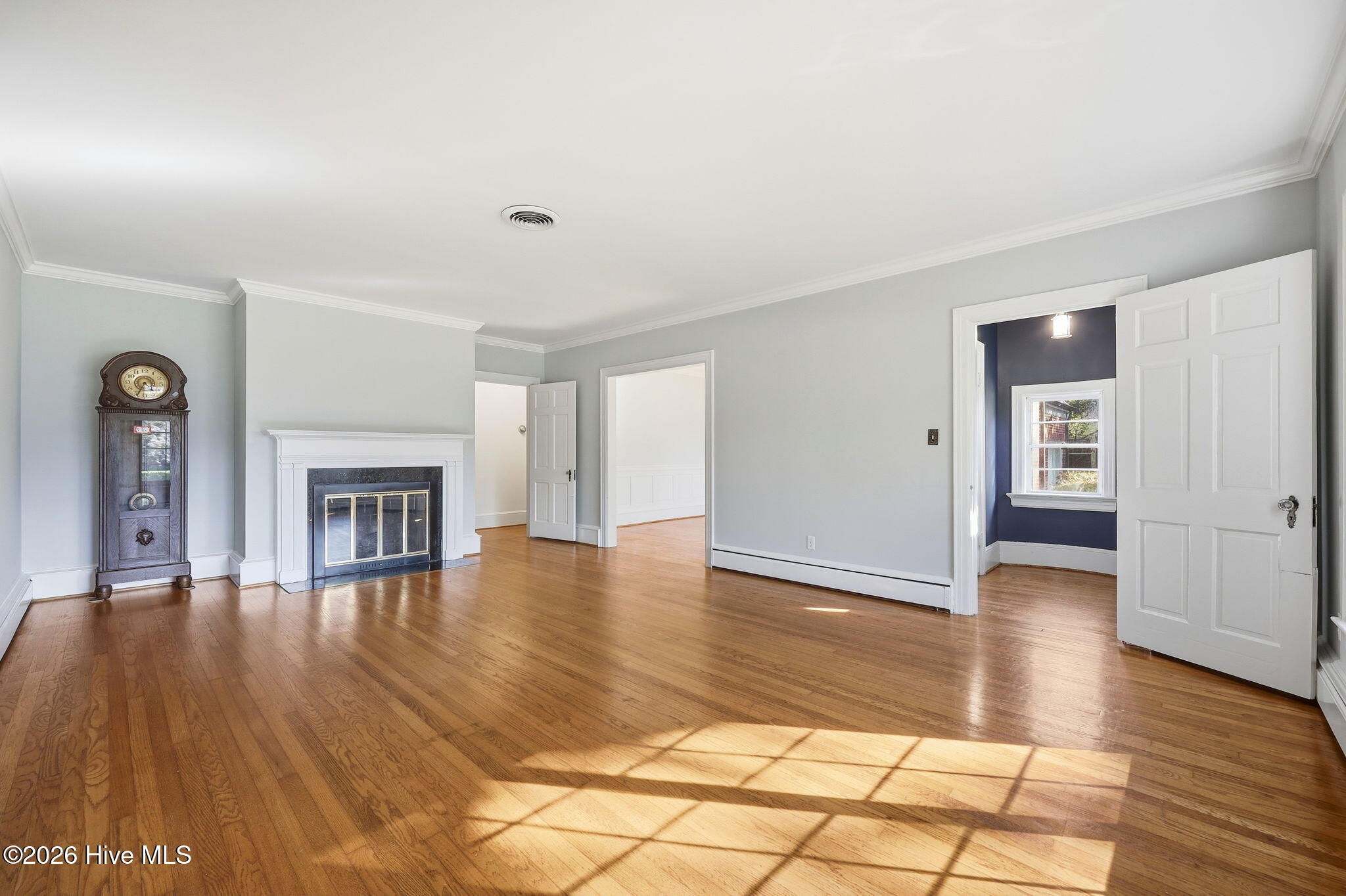 1108 Summit Avenue Property Photo 7