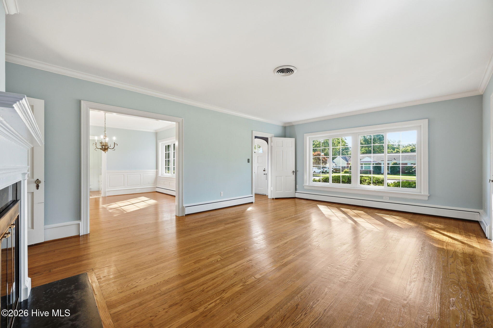 1108 Summit Avenue Property Photo 8