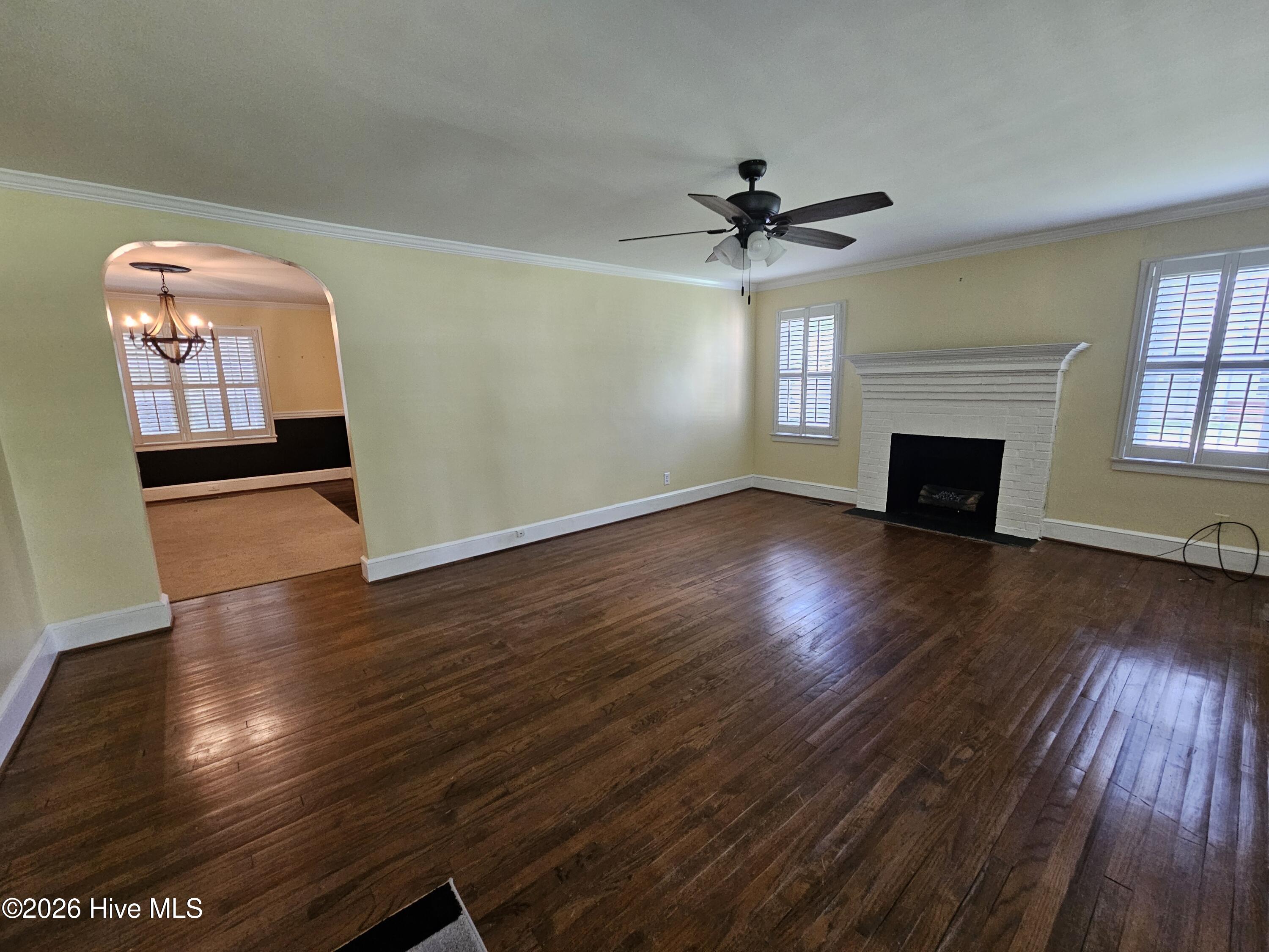 207 Stewart Avenue Property Photo 7