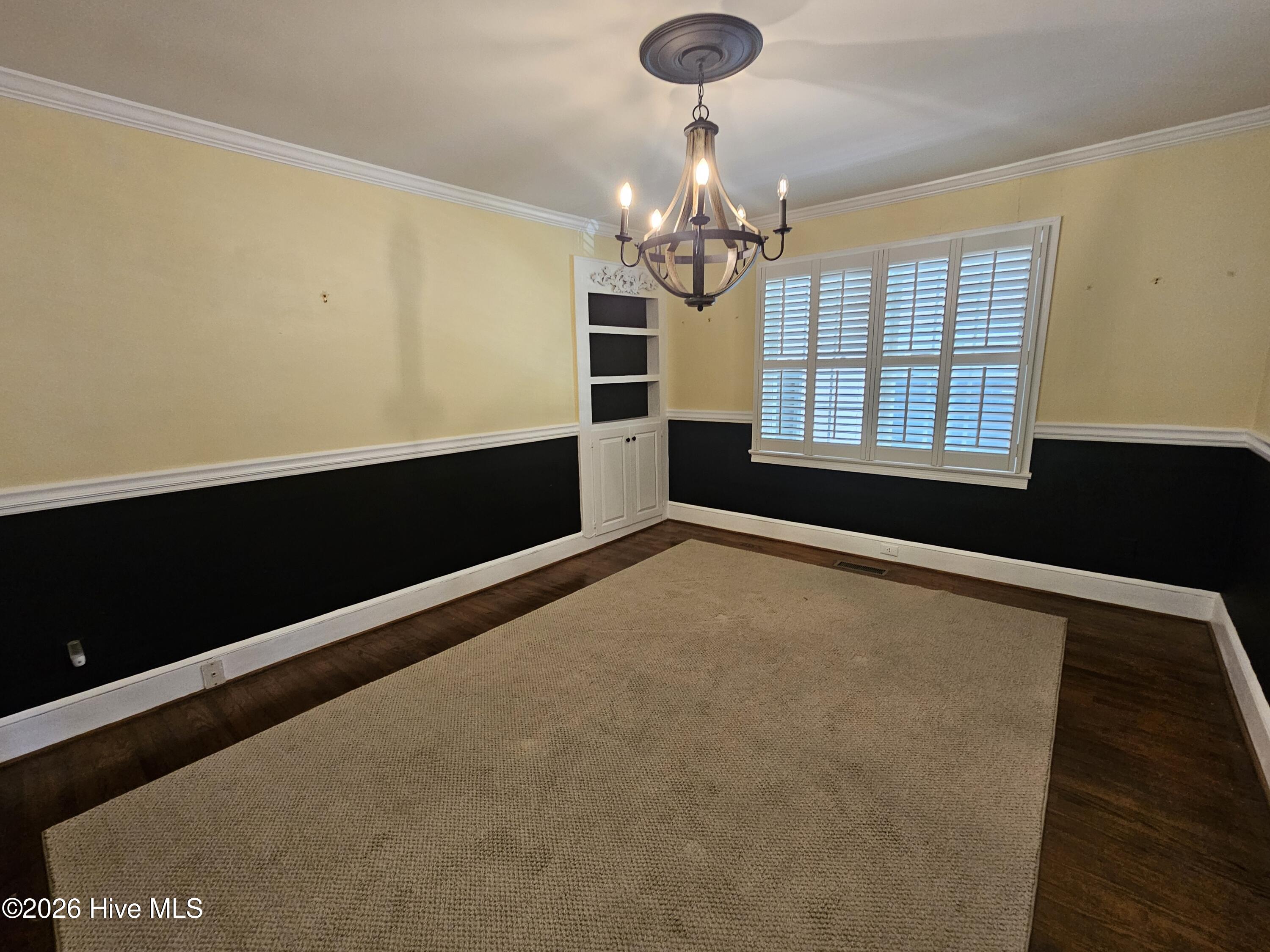 207 Stewart Avenue Property Photo 8