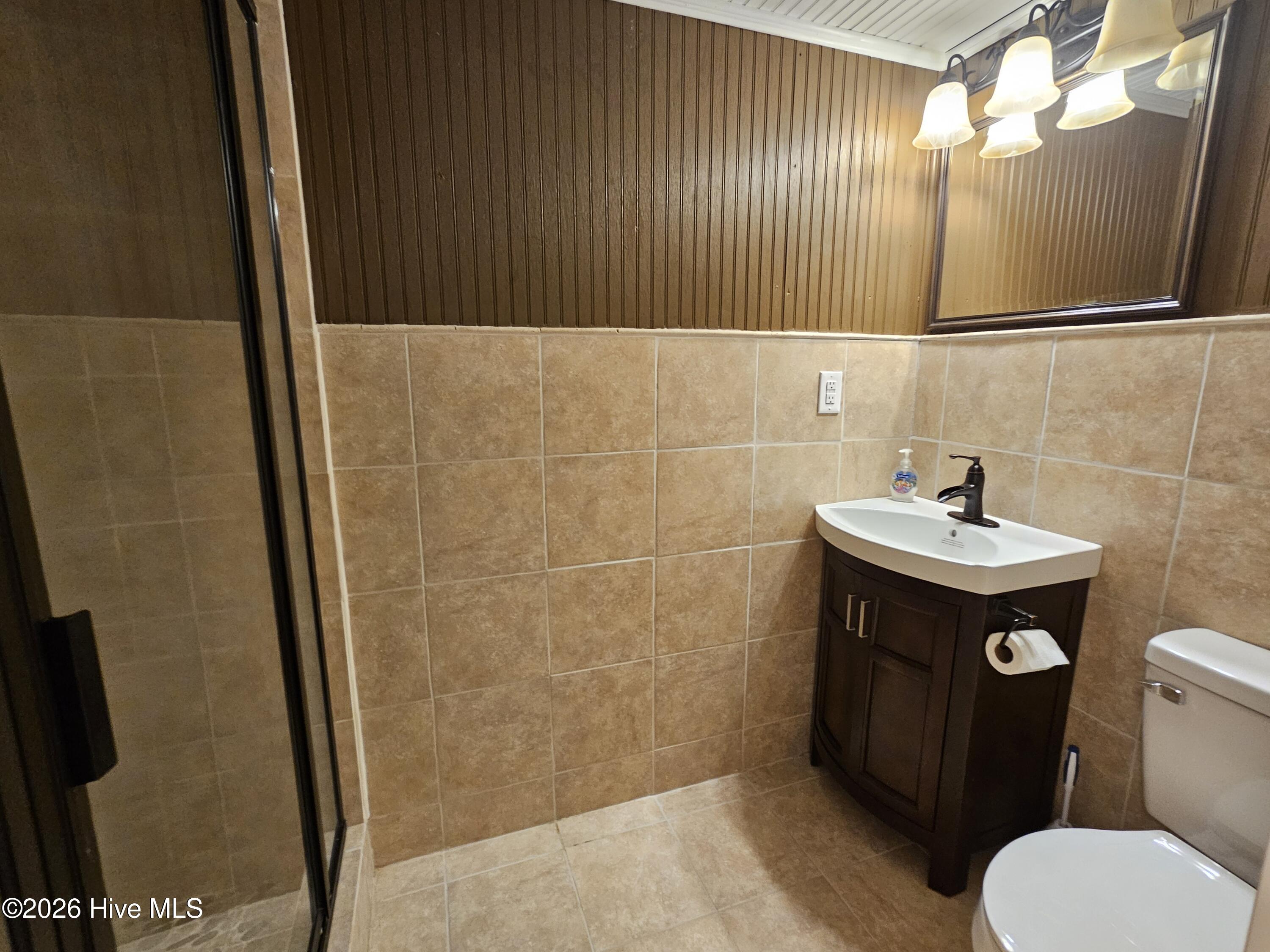 207 Stewart Avenue Property Photo 18