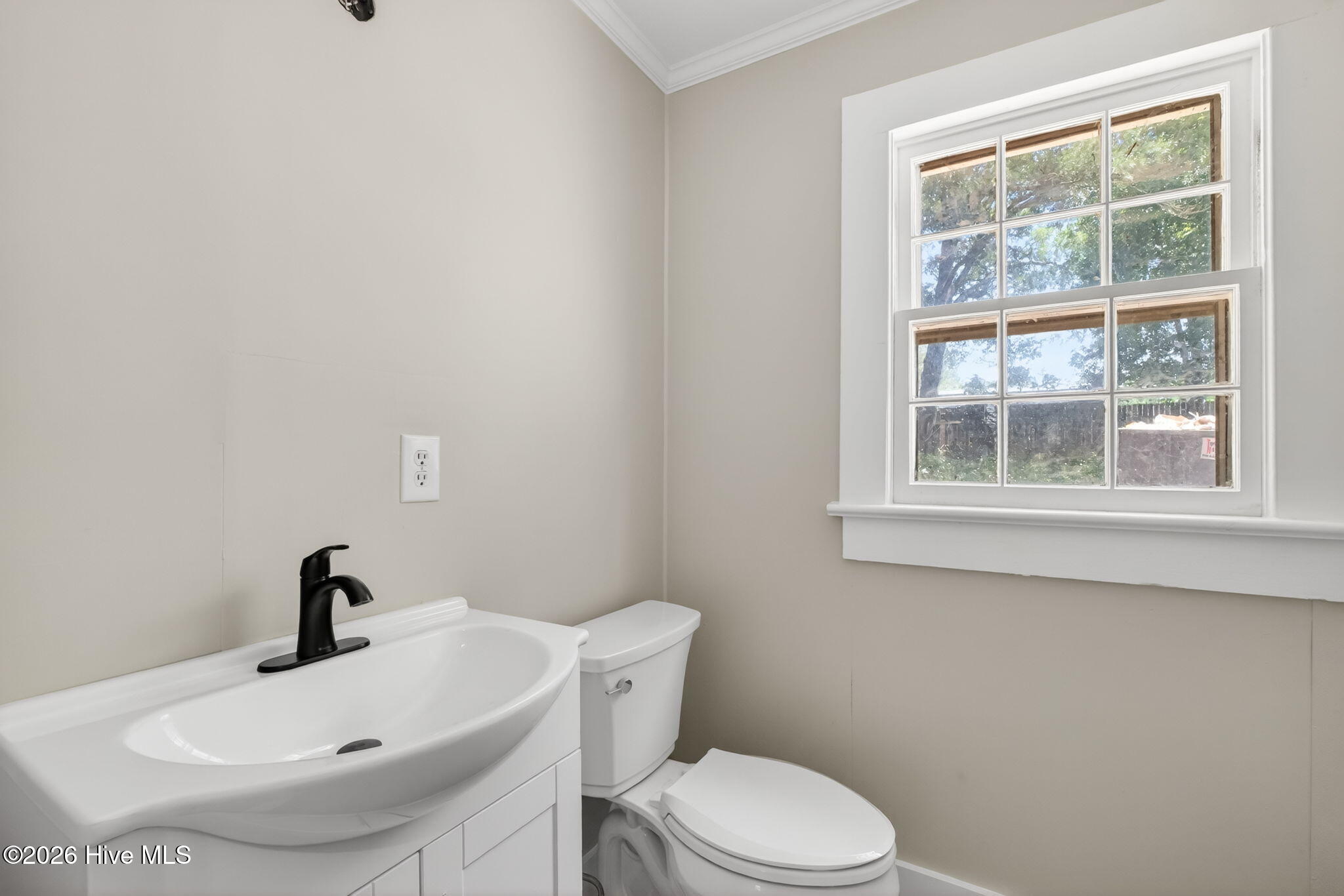 5887 Main Street Property Photo 15