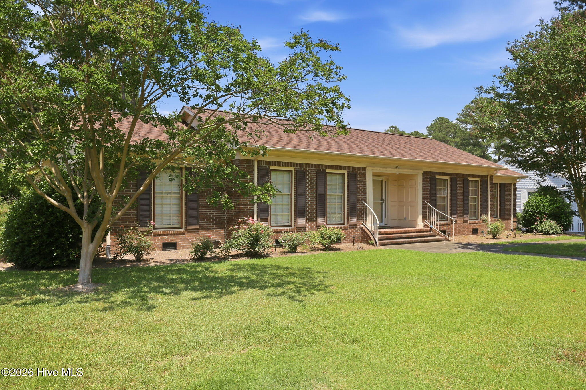 304 Lawson Road Property Photo 2