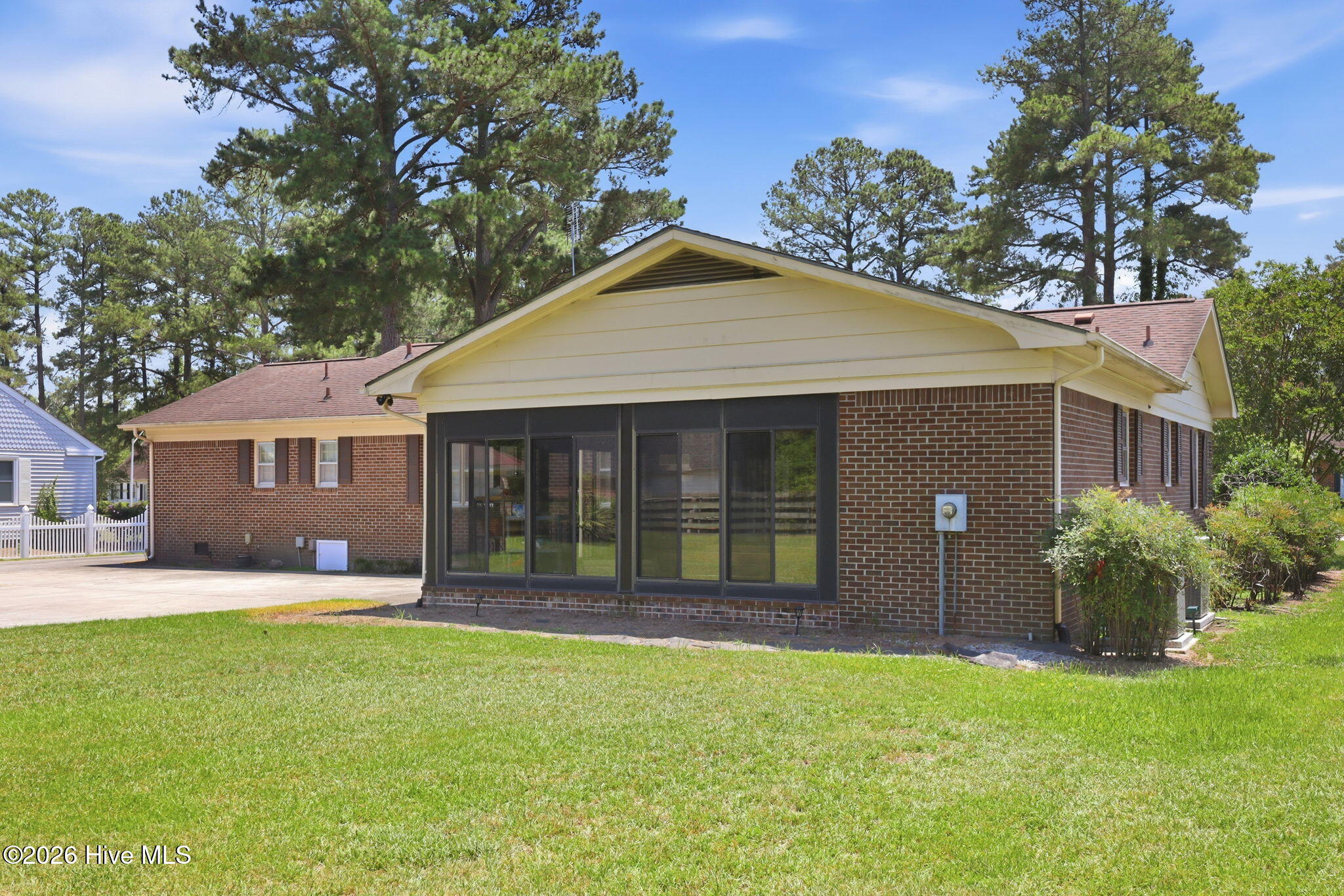 304 Lawson Road Property Photo 4