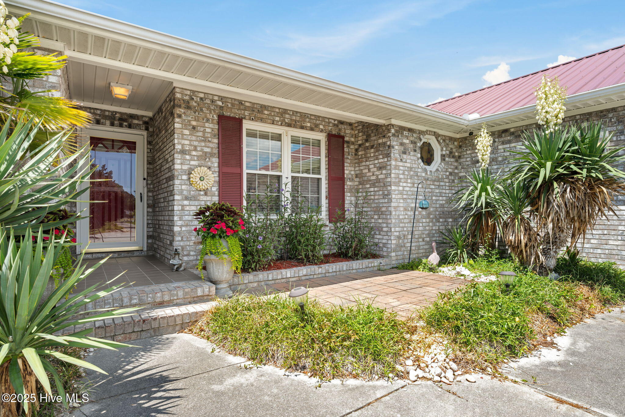132 Gemstone Drive Property Photo 6