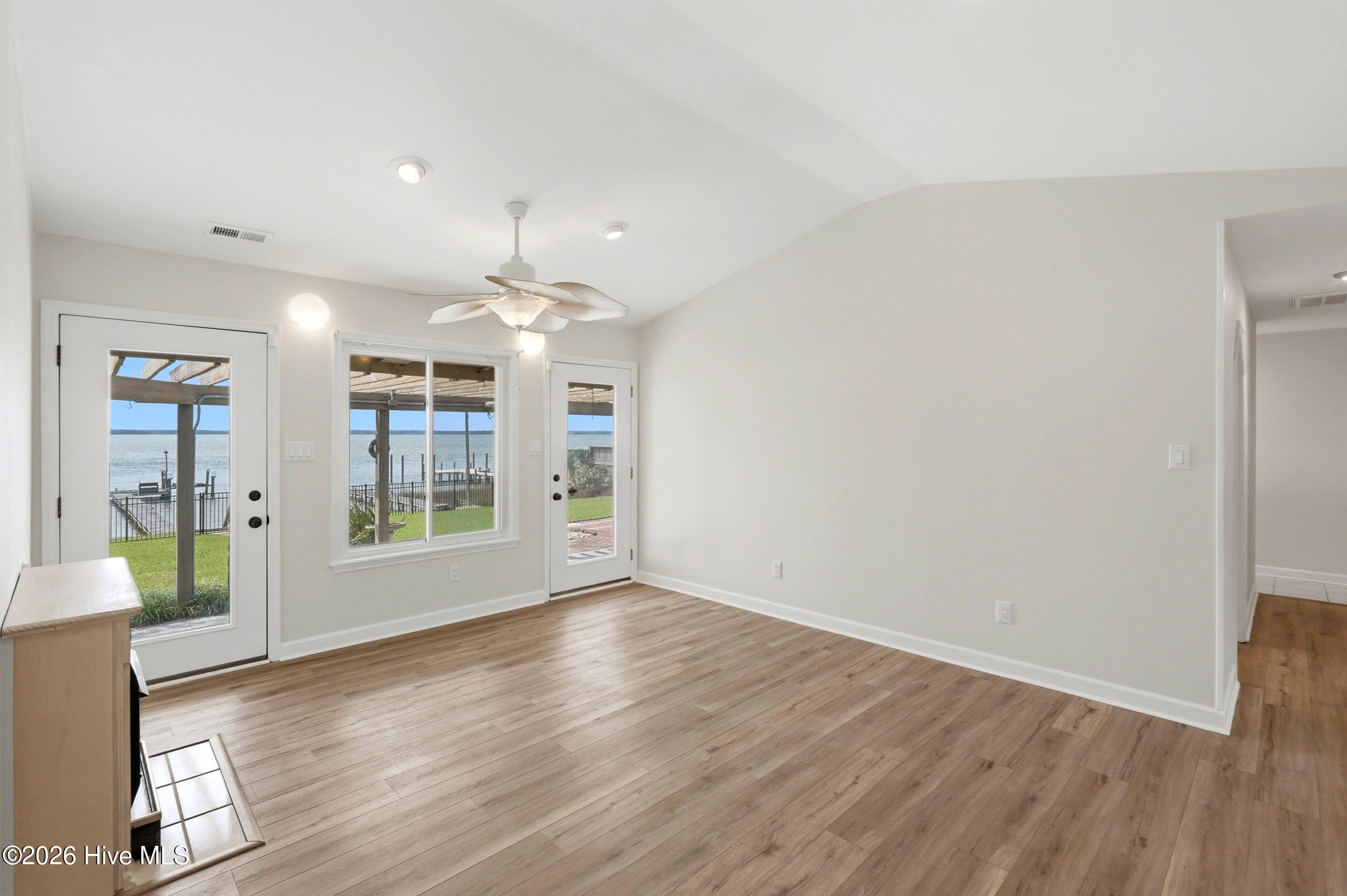 132 Gemstone Drive Property Photo 12