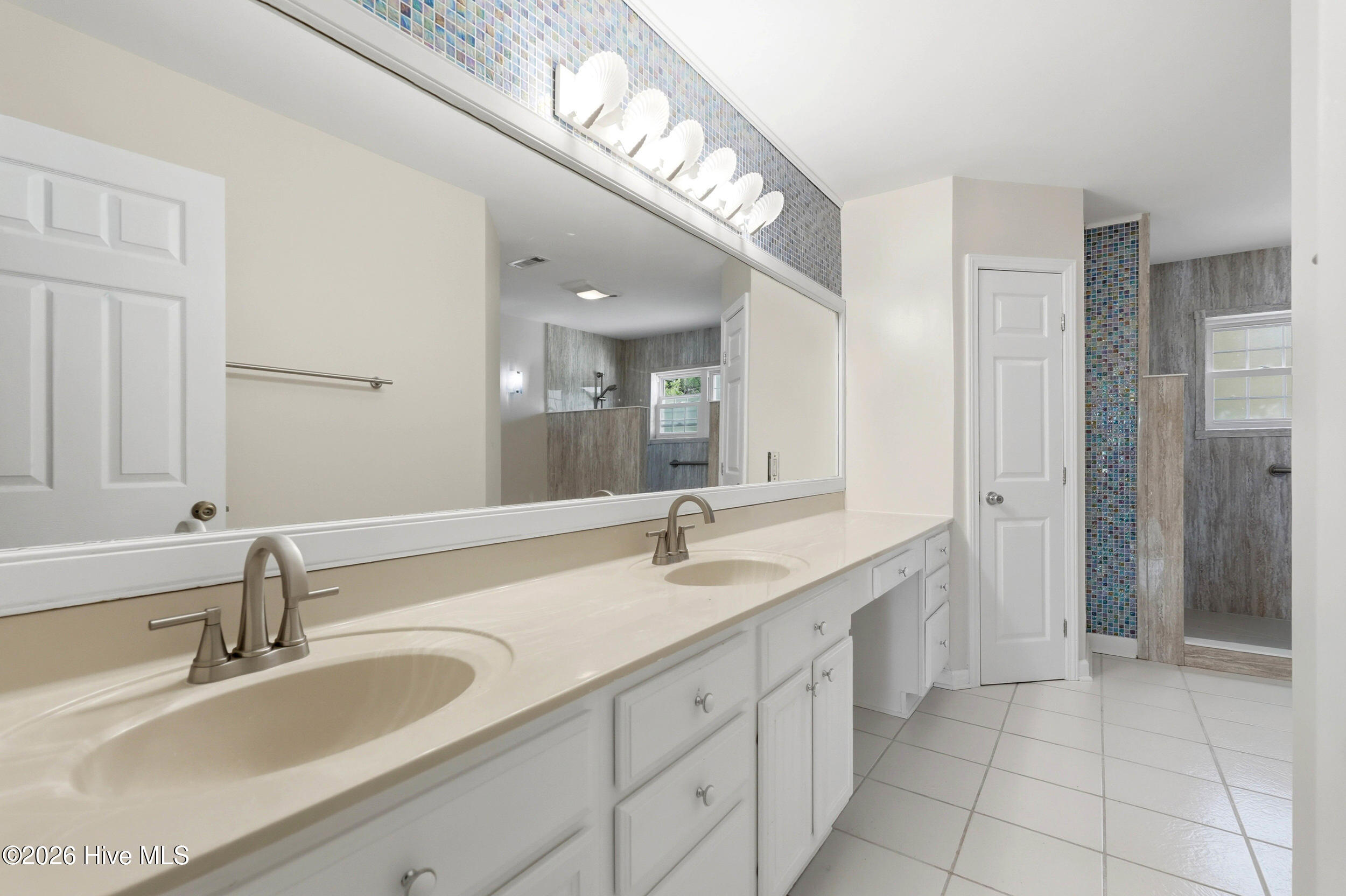132 Gemstone Drive Property Photo 17