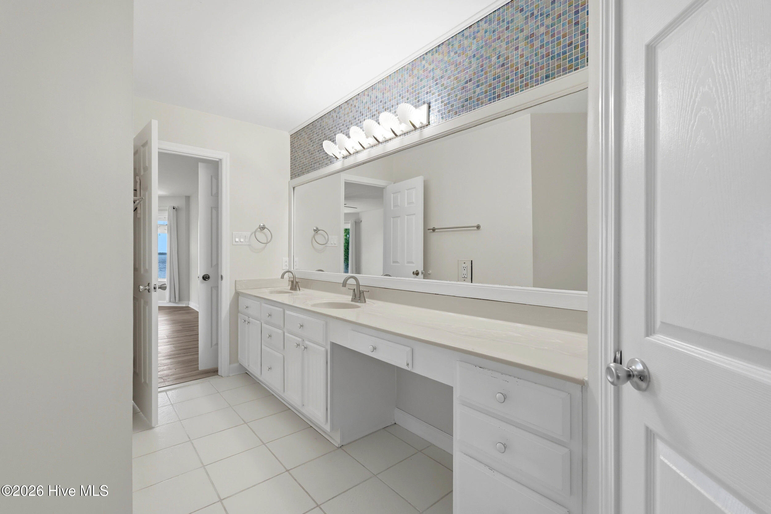132 Gemstone Drive Property Photo 18