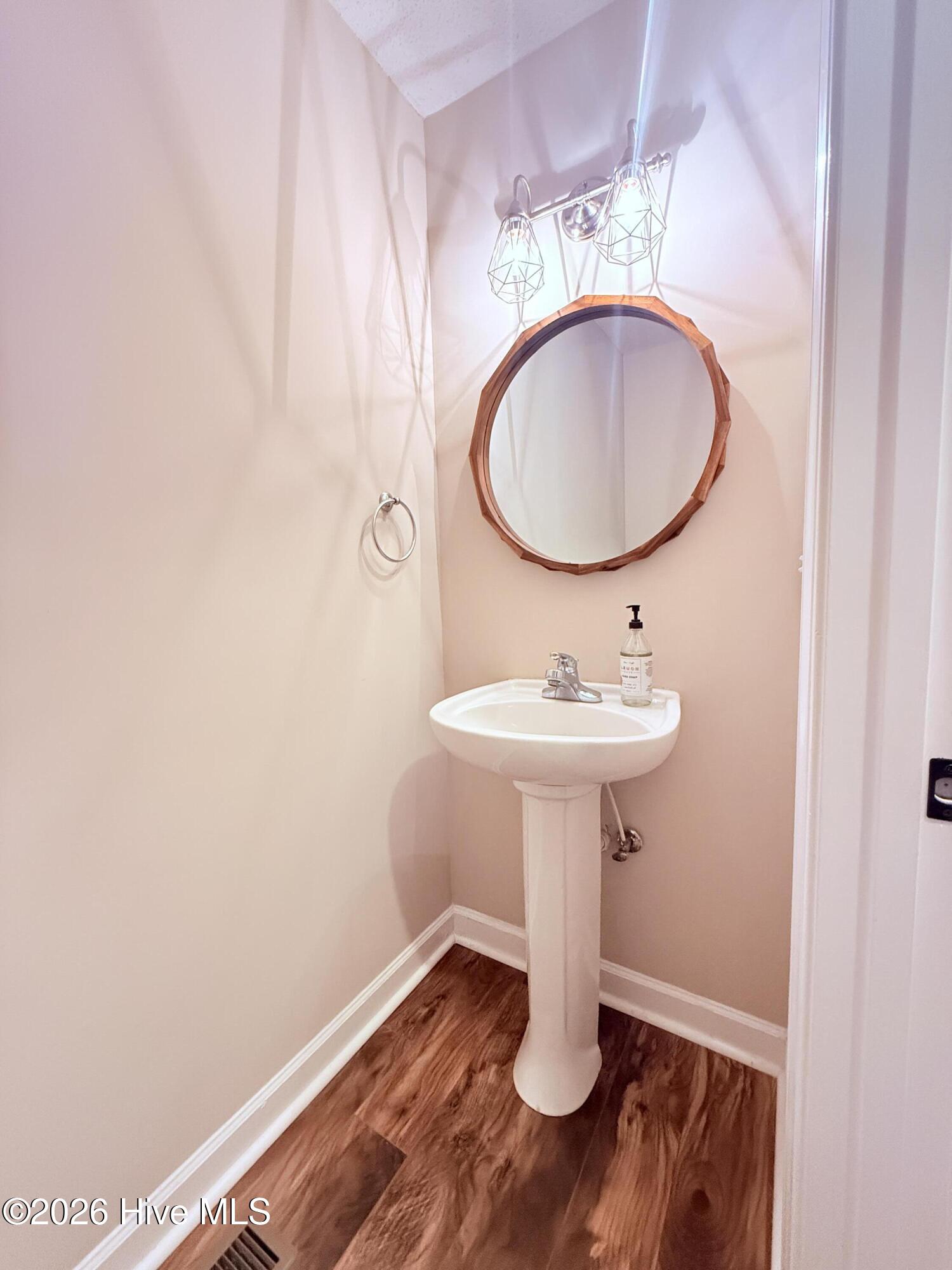 3255 Doug Drive Property Photo 7