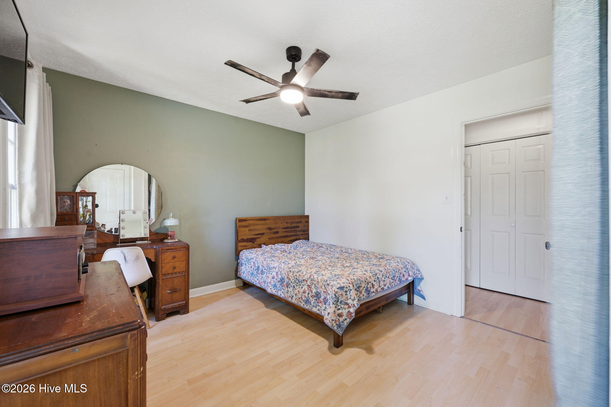 2513 Hickory Street Property Photo 31