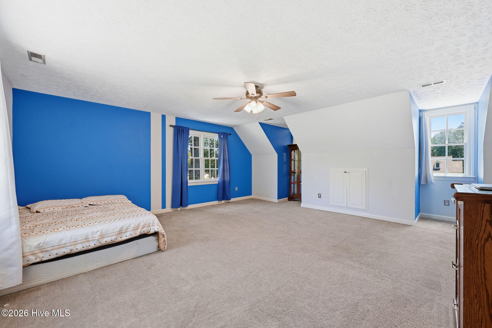 2513 Hickory Street Property Photo 33