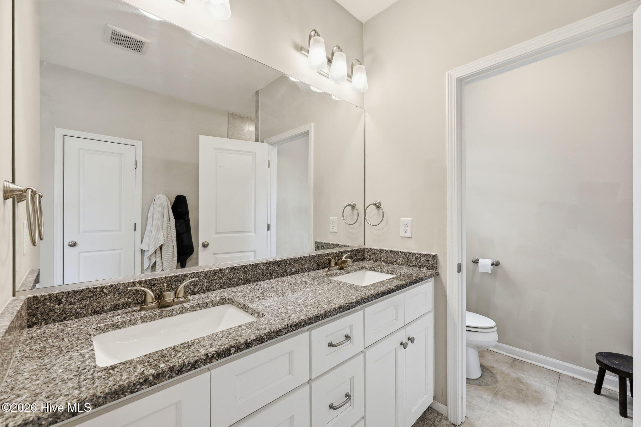277 B And B Loop Property Photo 28