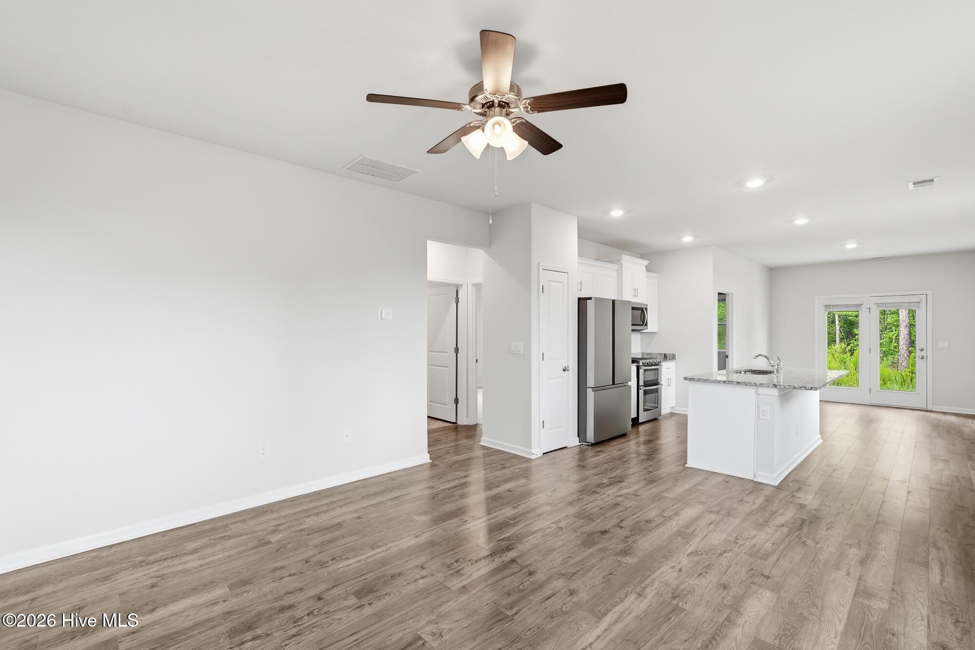 1182 Button Buck Lane Property Photo 15
