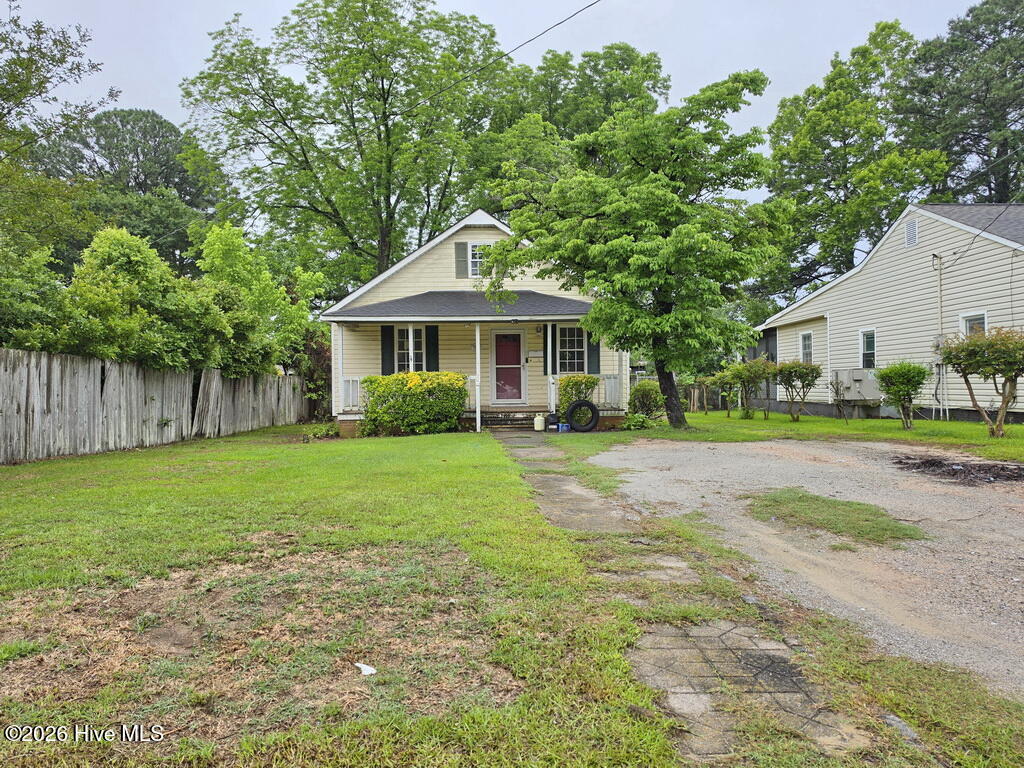 1011 E 6th Street Property Photo 1