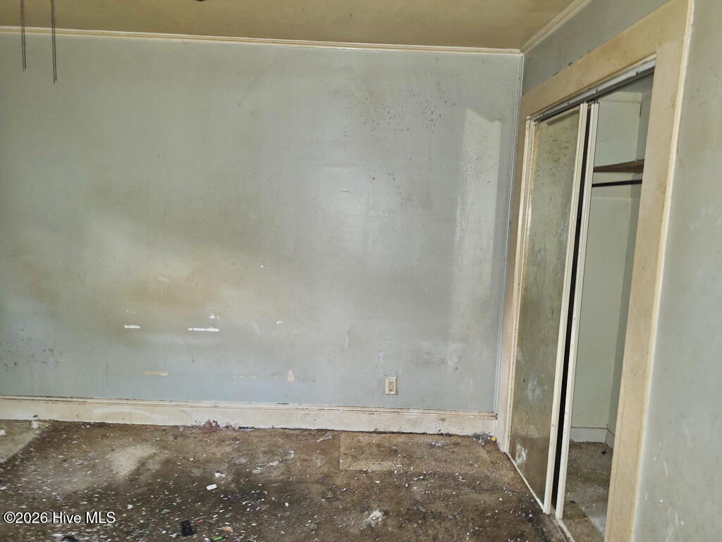 1011 E 6th Street Property Photo 14
