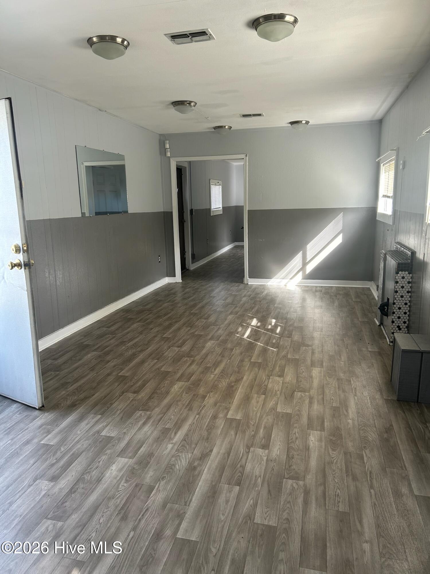561 Airport Road Property Photo 8