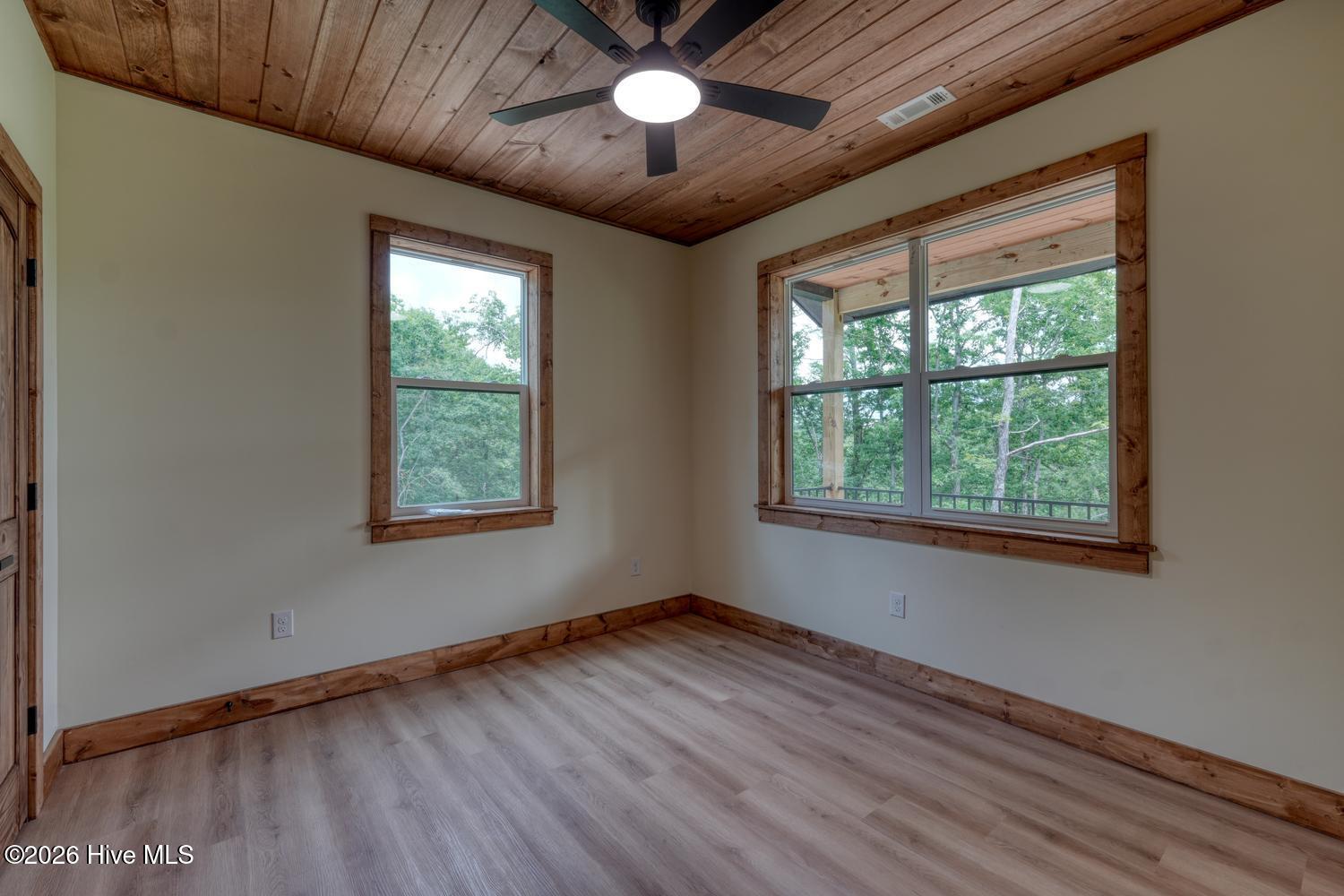 460 River Mountain Road Property Photo 33