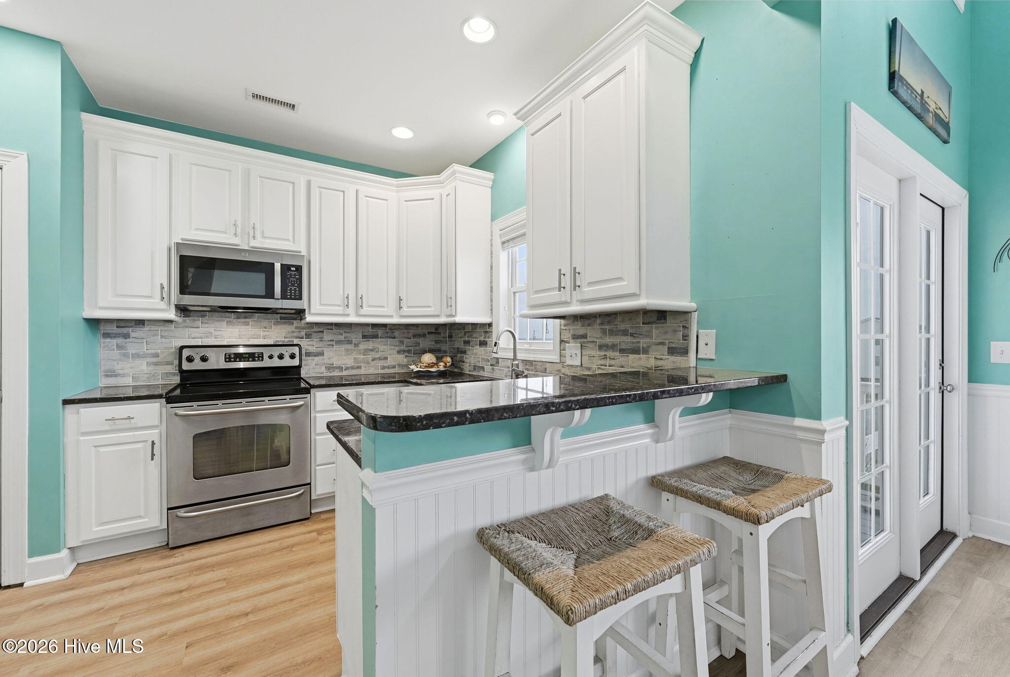 215 Summer Winds Place Property Photo 10