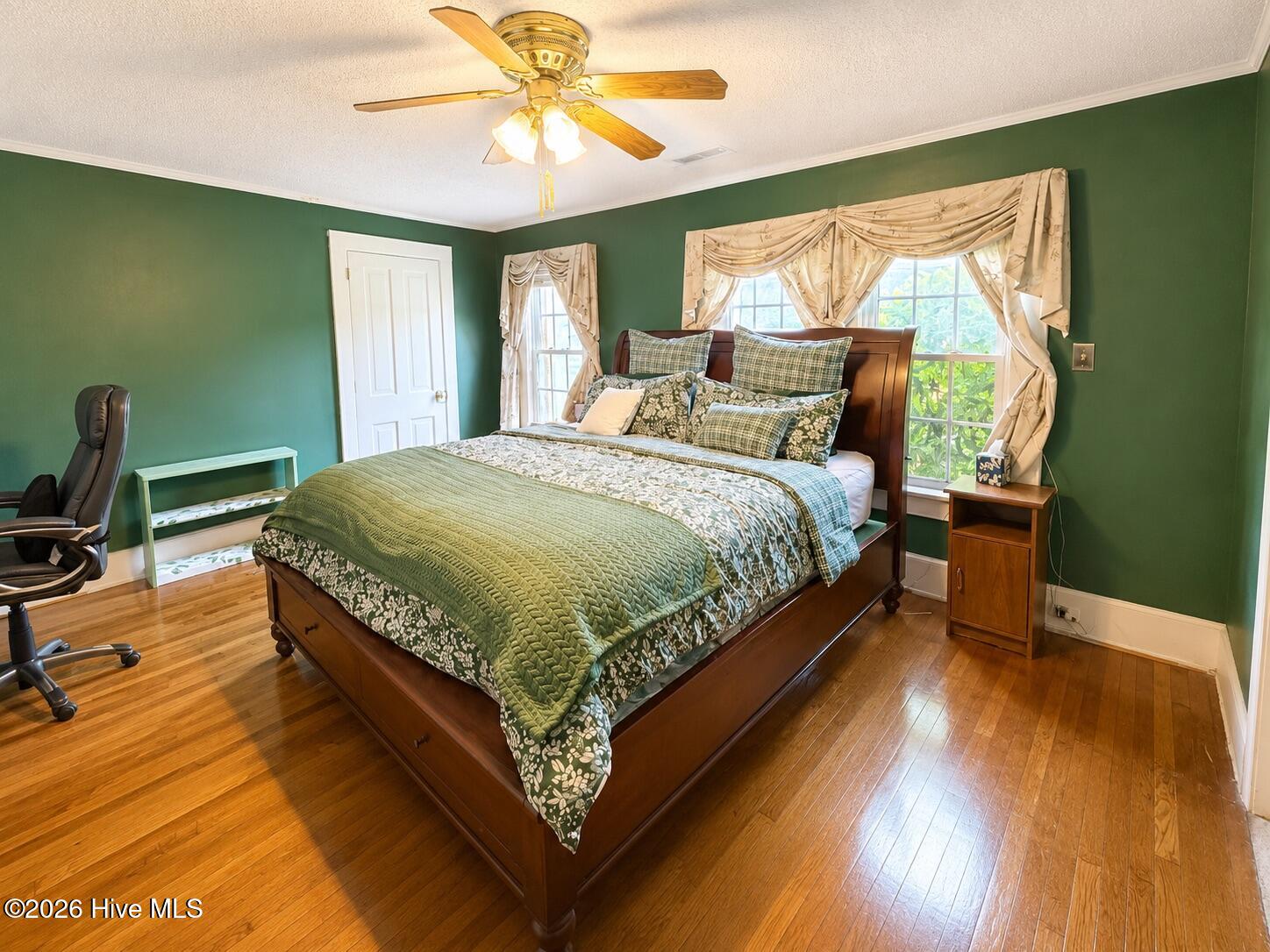 118 S Broad Street Property Photo 5