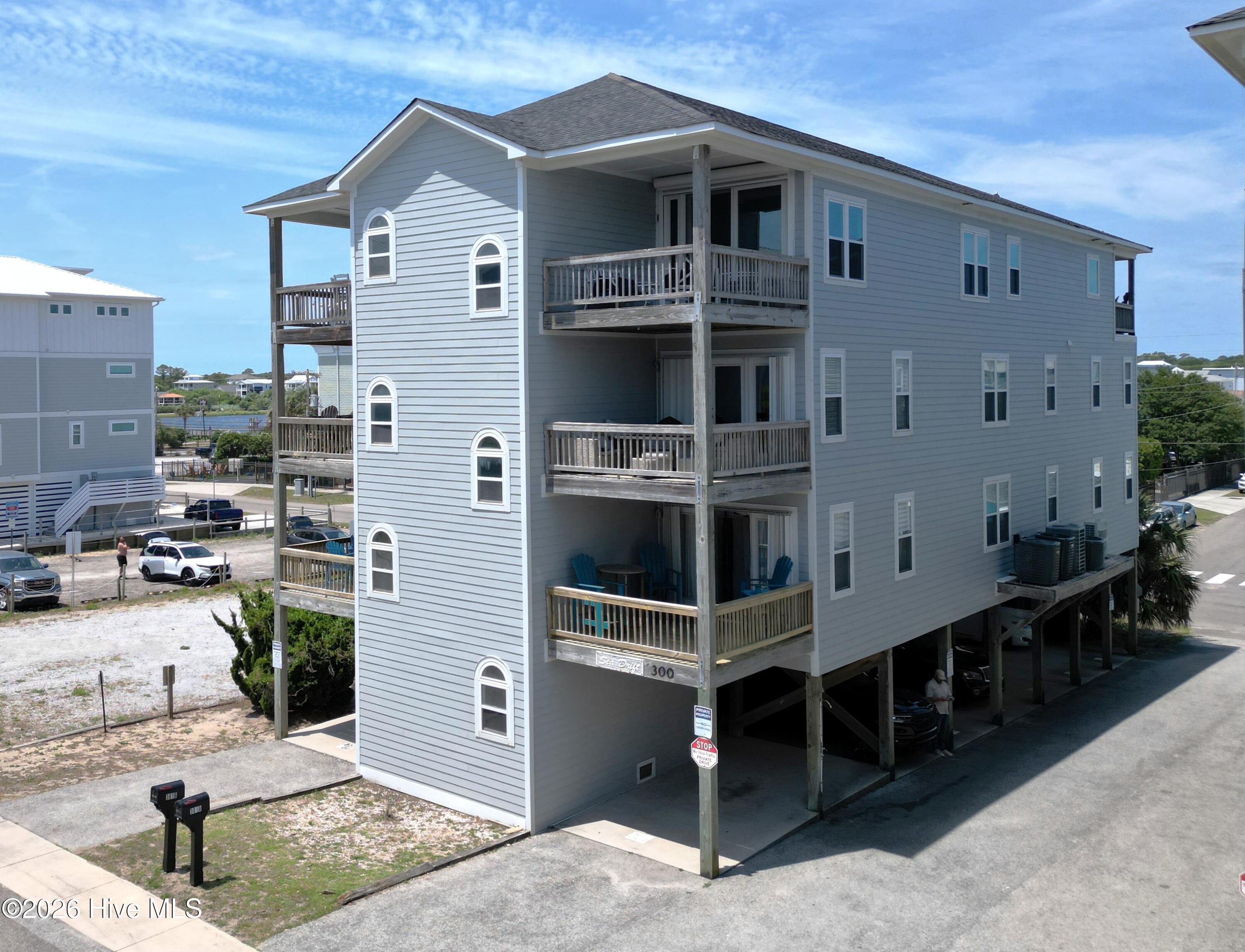 300 Carolina Beach Avenue S 102 Property Photo 1