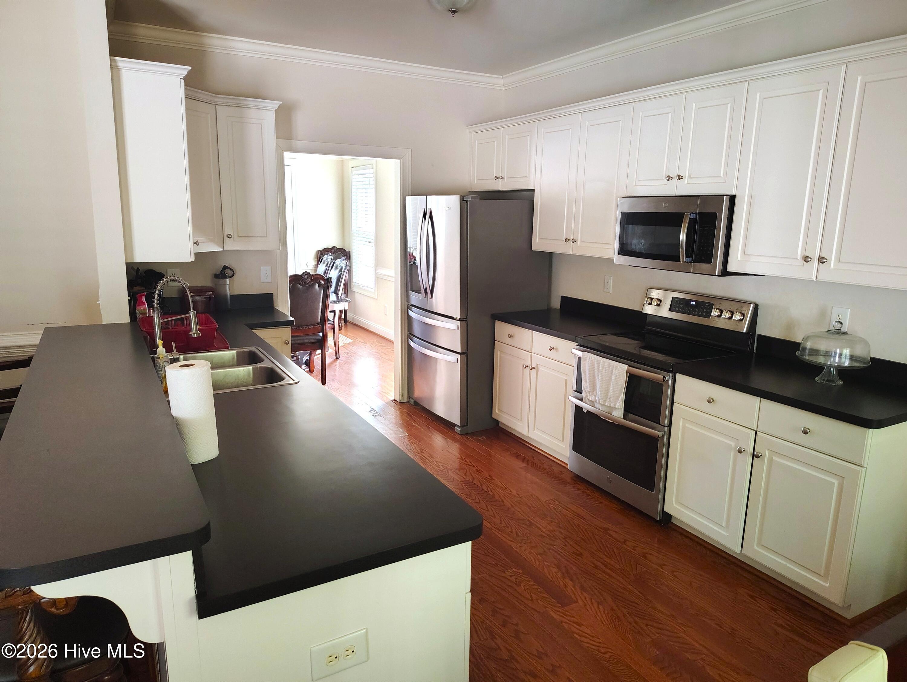1804 Eastwood Lane Property Photo 5