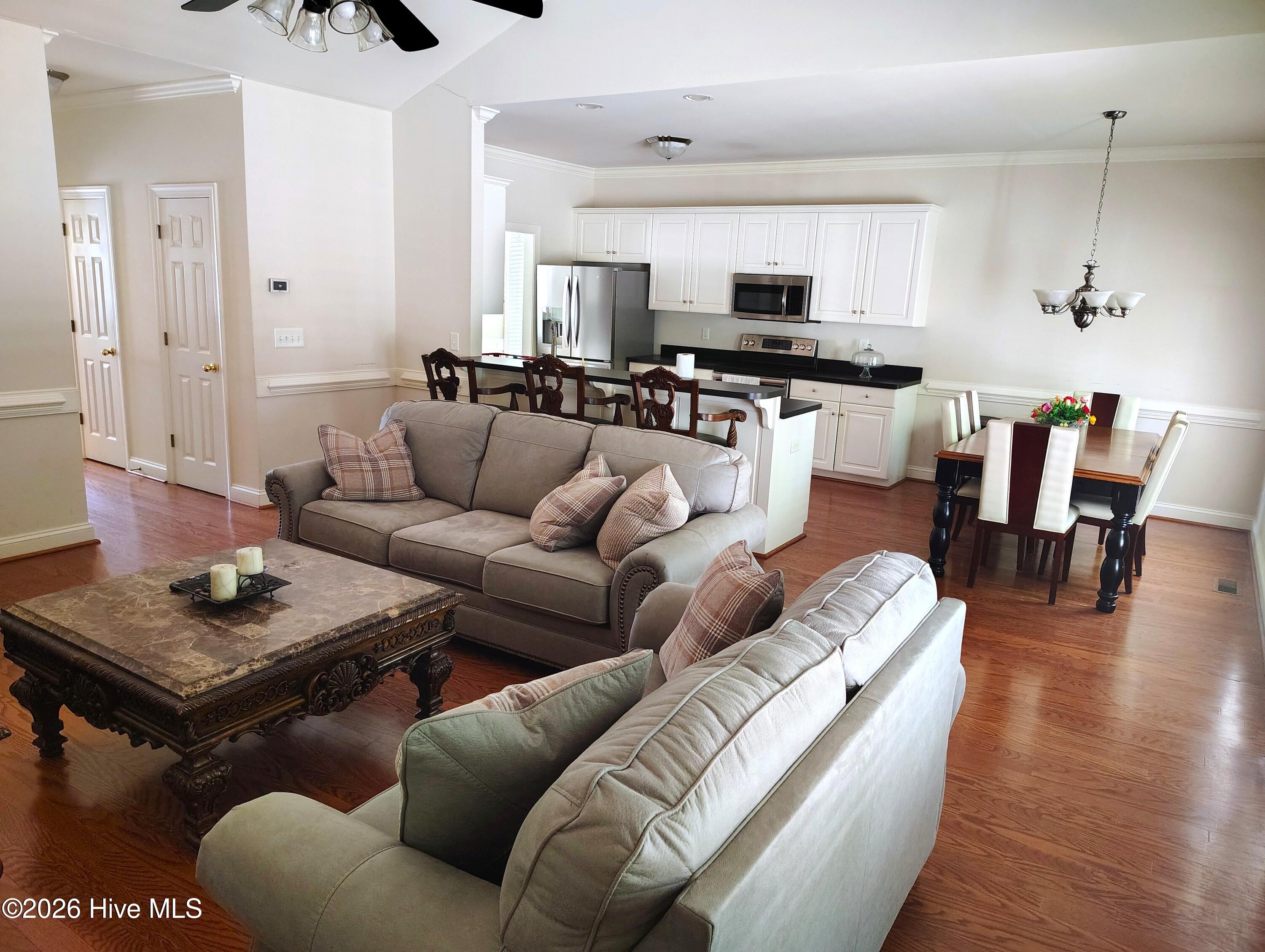 1804 Eastwood Lane Property Photo 8