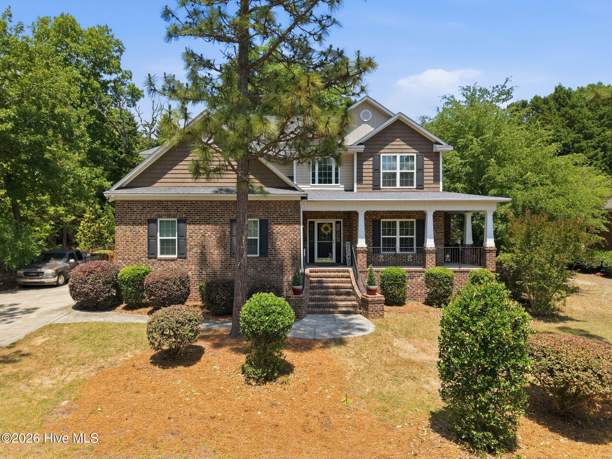 585 Burning Tree Road 10 Property Photo 1