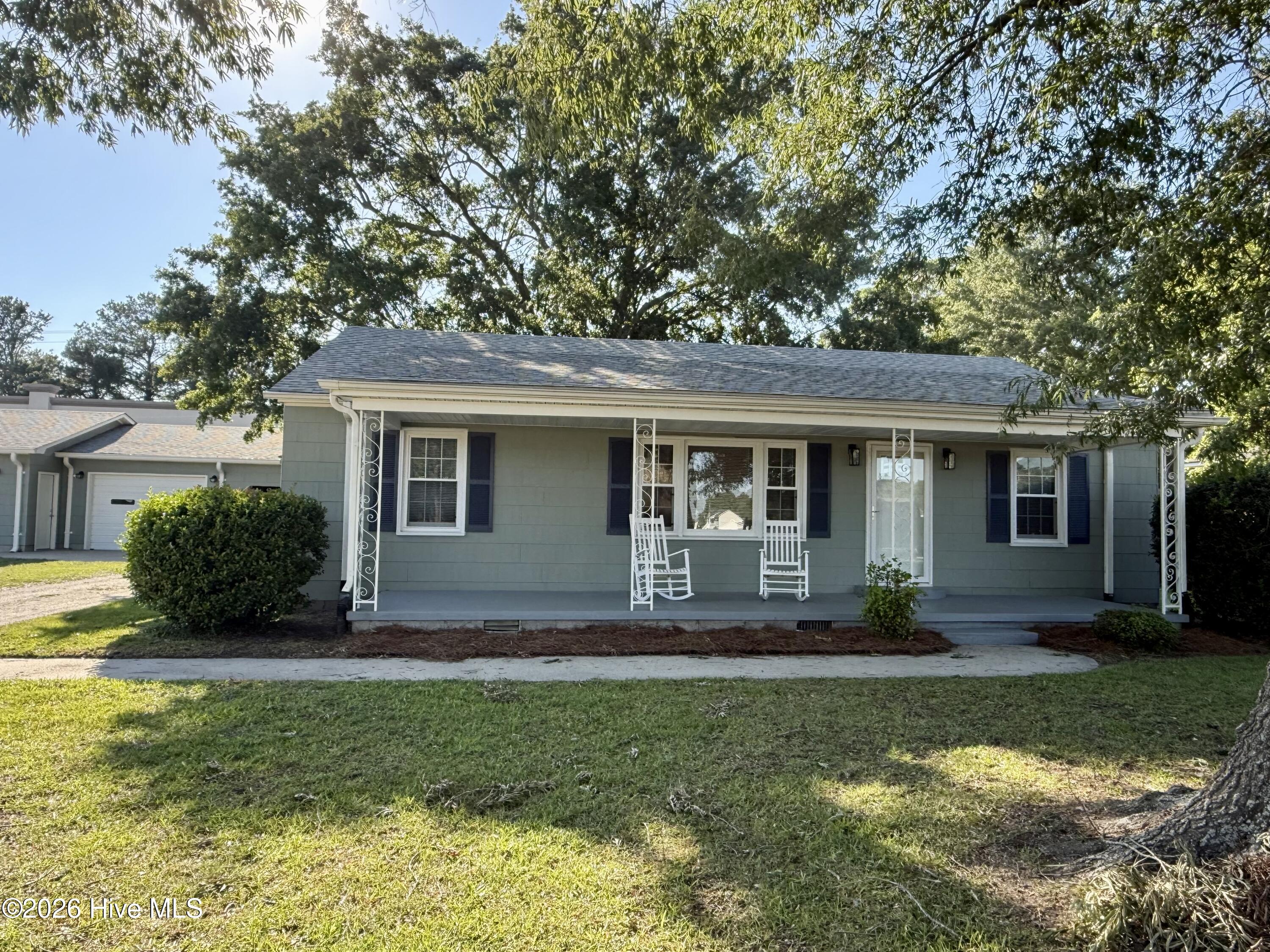 161 Walhurst Avenue Property Photo 20